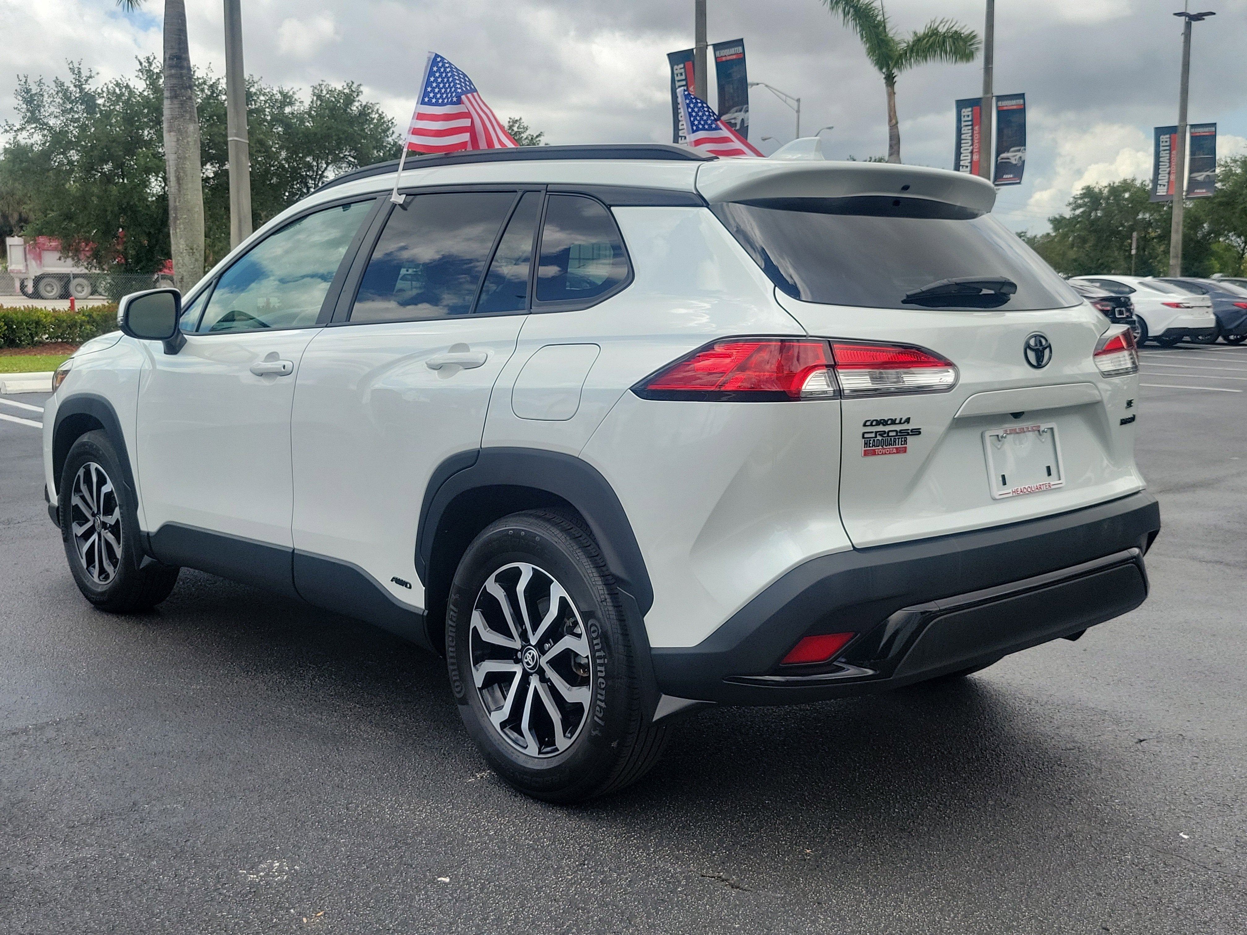 2024 Toyota Corolla Cross Hybrid SE