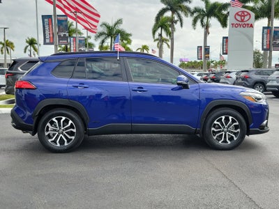 2024 Toyota Corolla Cross Hybrid SE