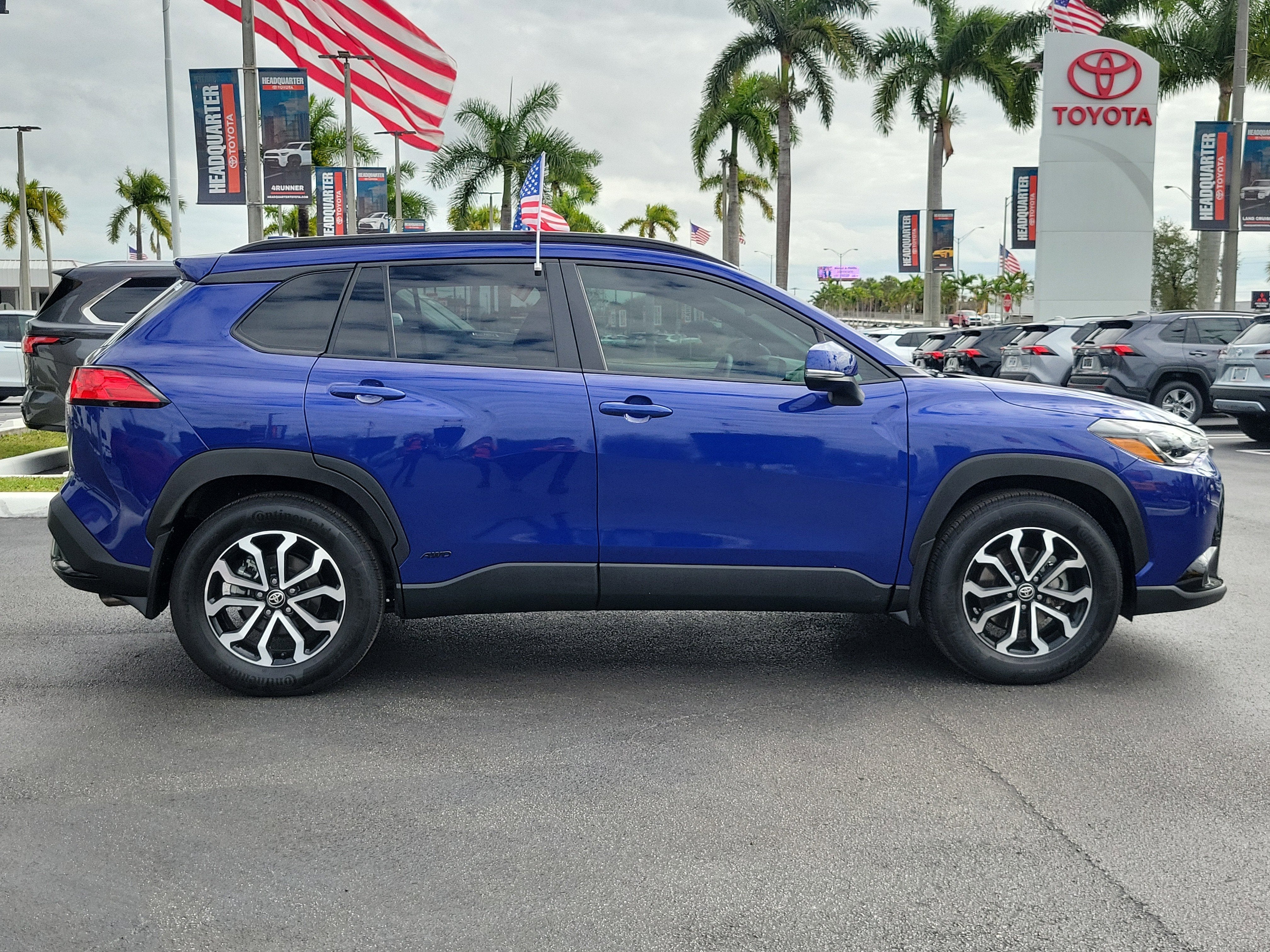 2024 Toyota Corolla Cross Hybrid SE