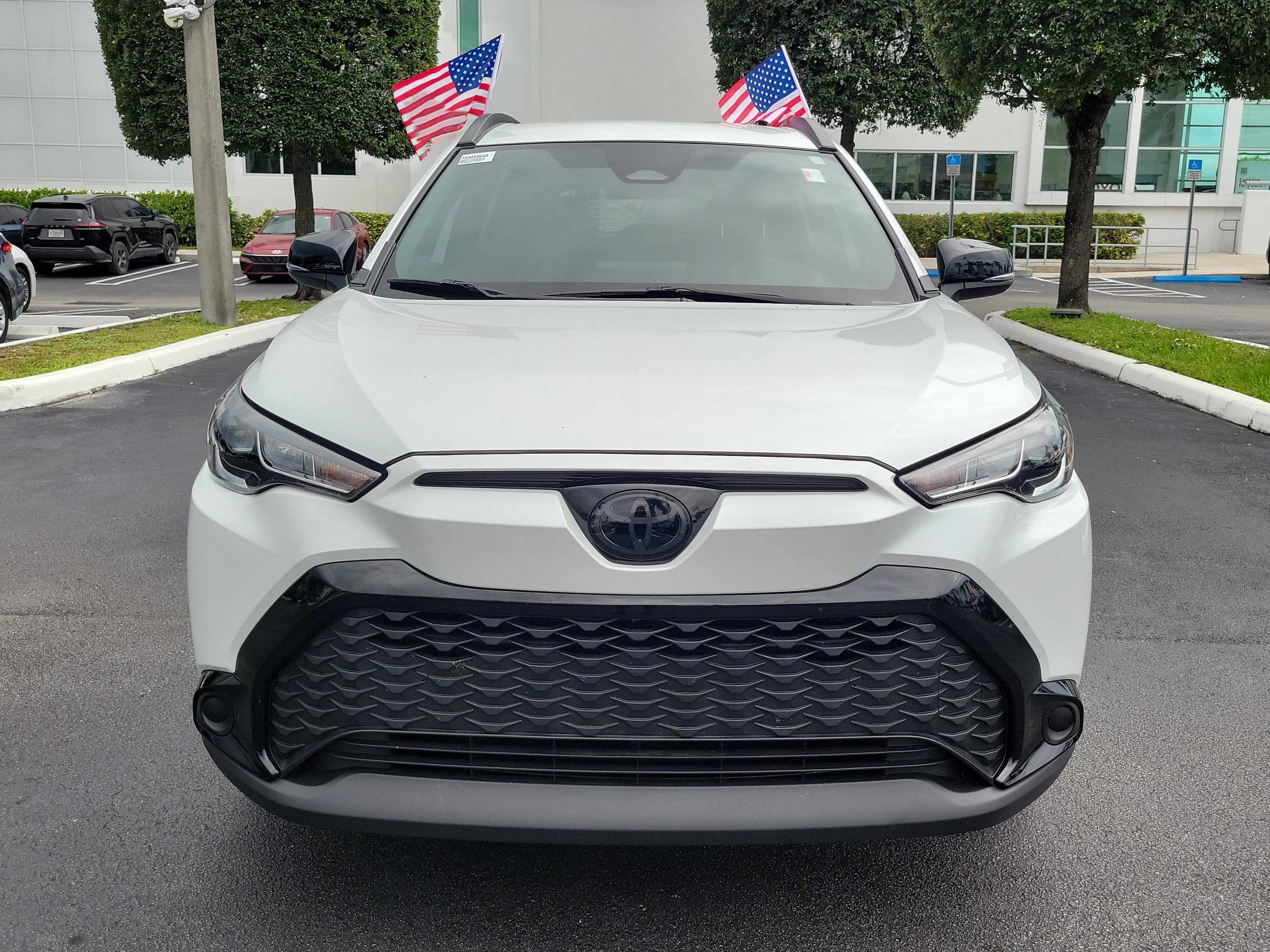 2025 Toyota Corolla Cross Hybrid SE