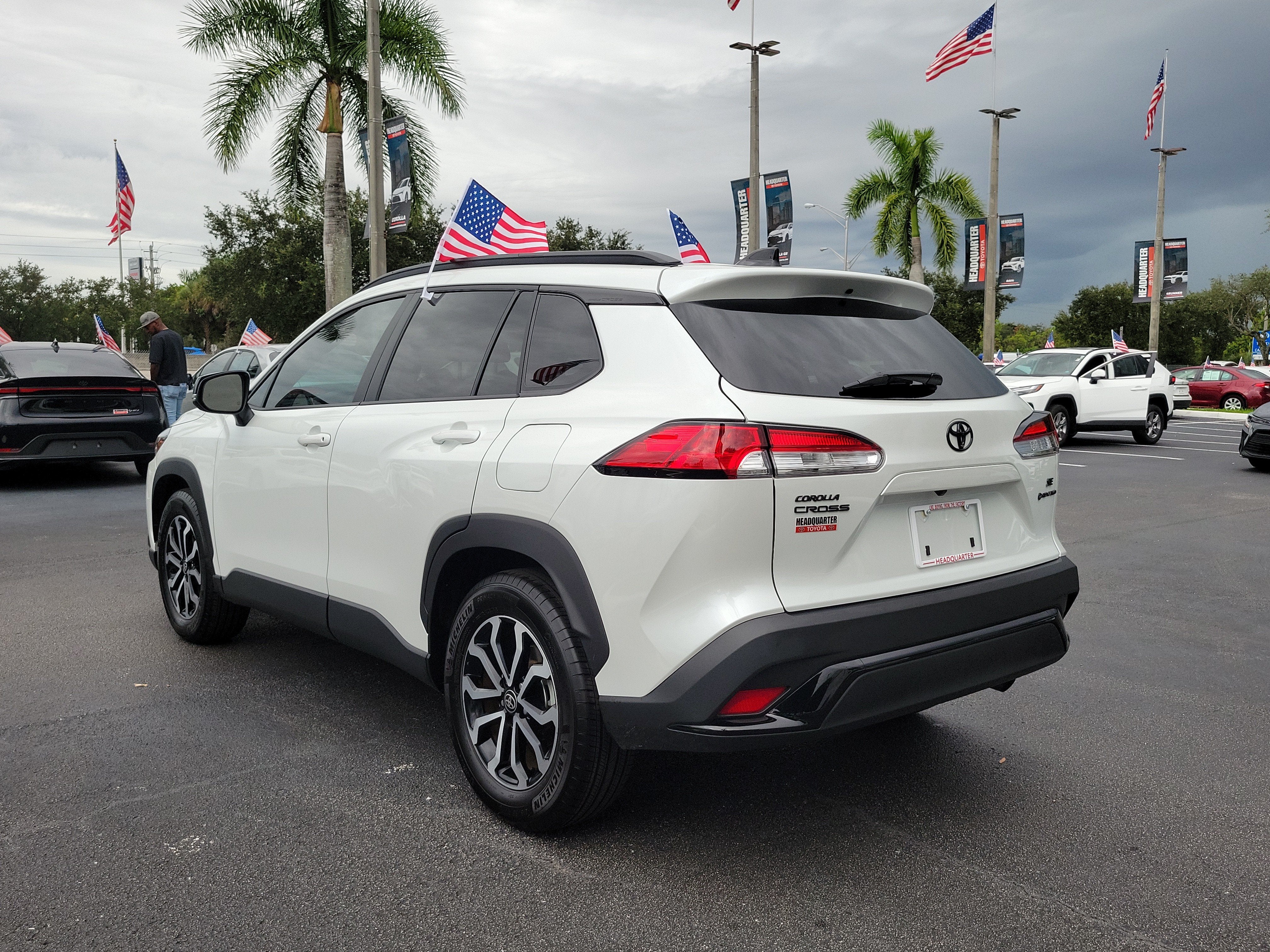 2025 Toyota Corolla Cross Hybrid SE