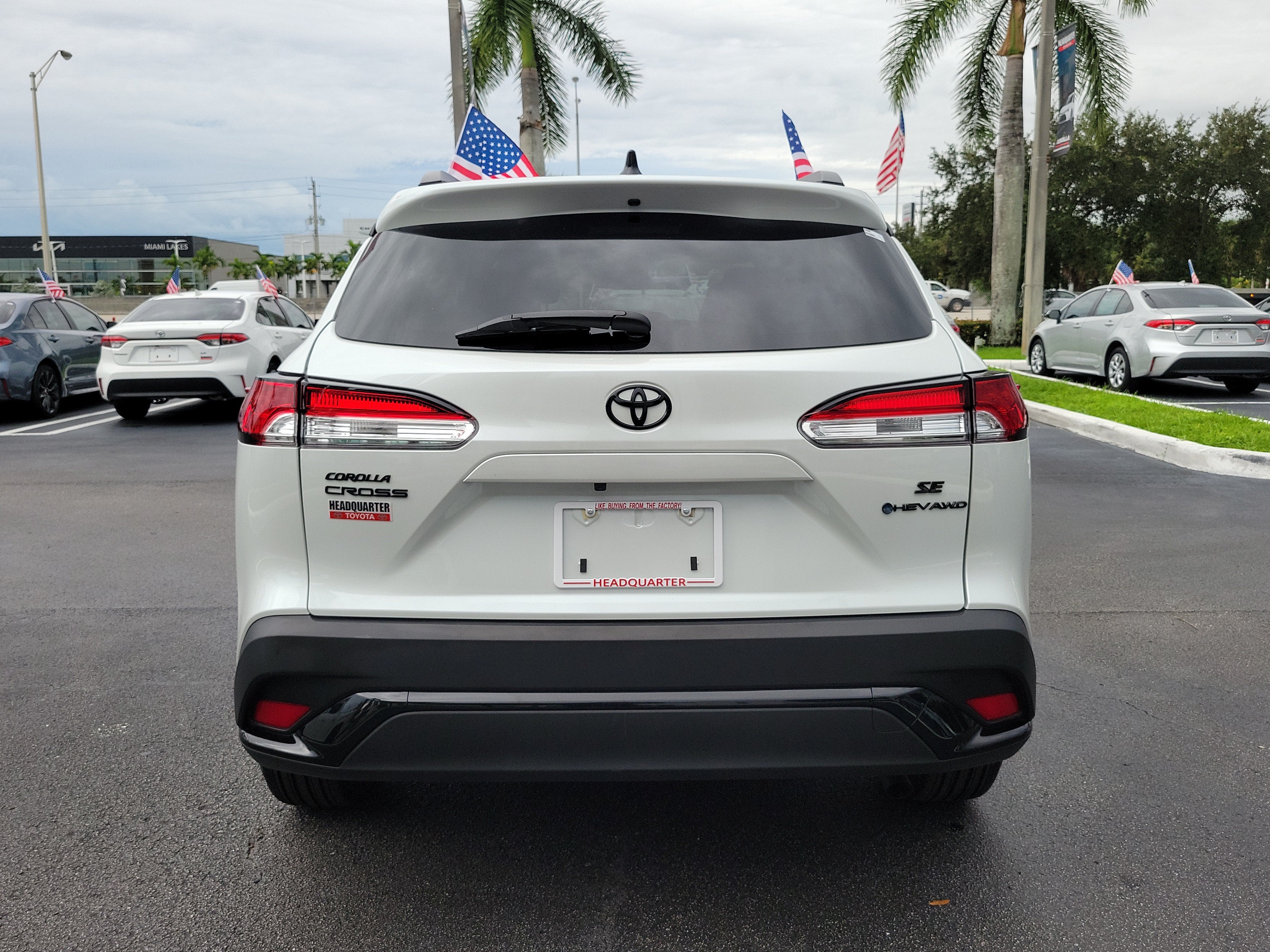 2025 Toyota Corolla Cross Hybrid SE