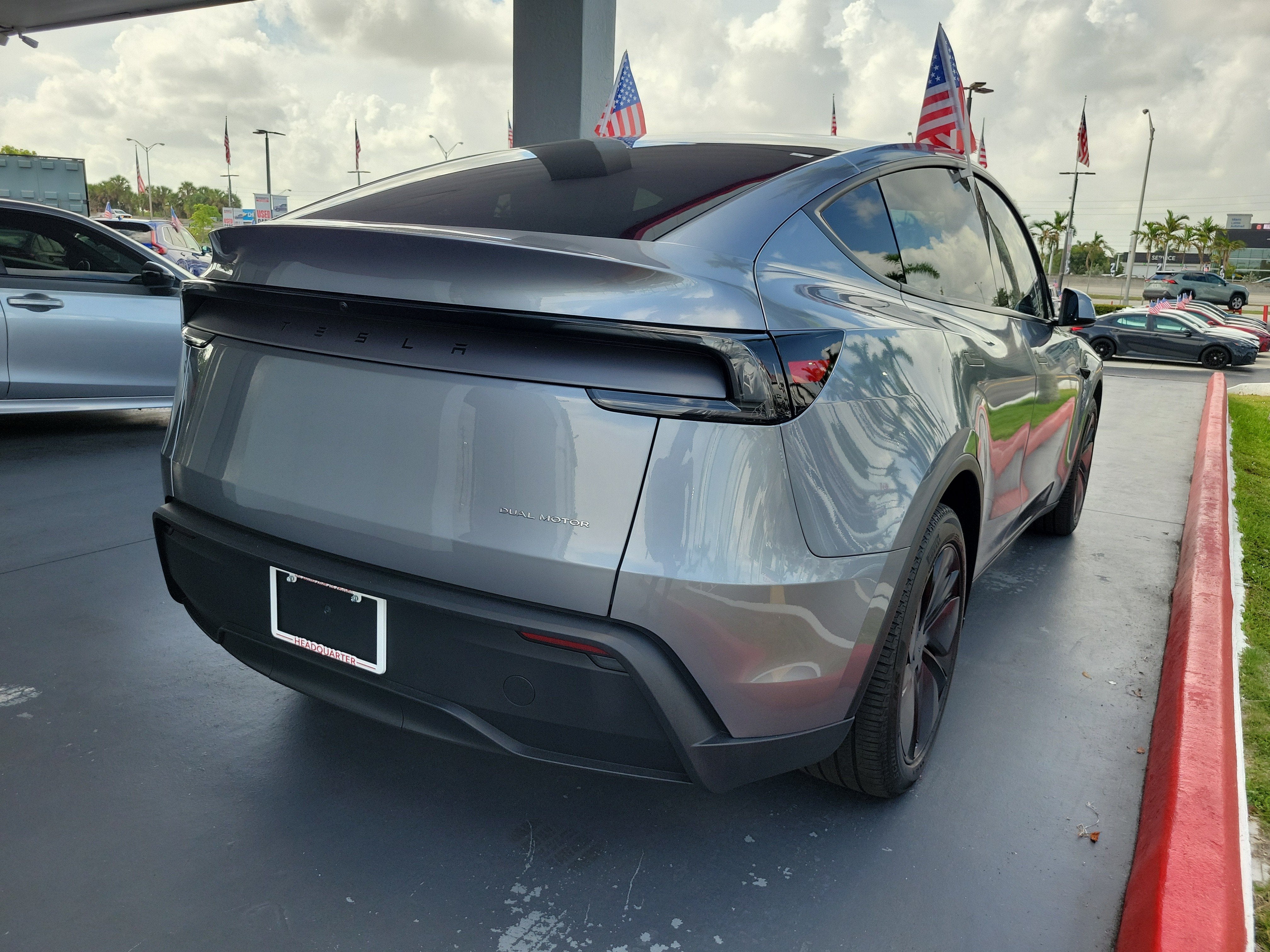 2026 Tesla Model Y Base