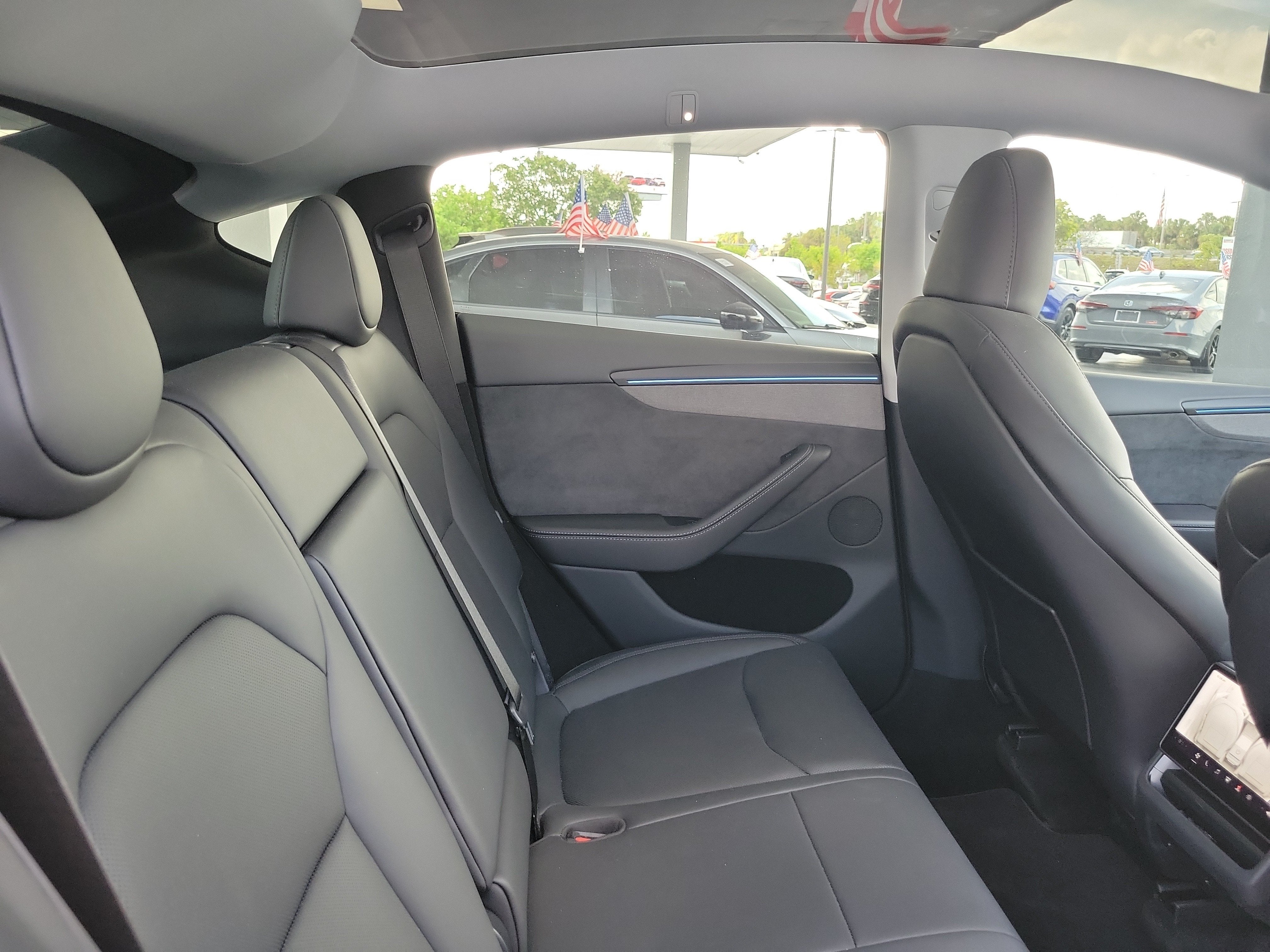 2026 Tesla Model Y Base