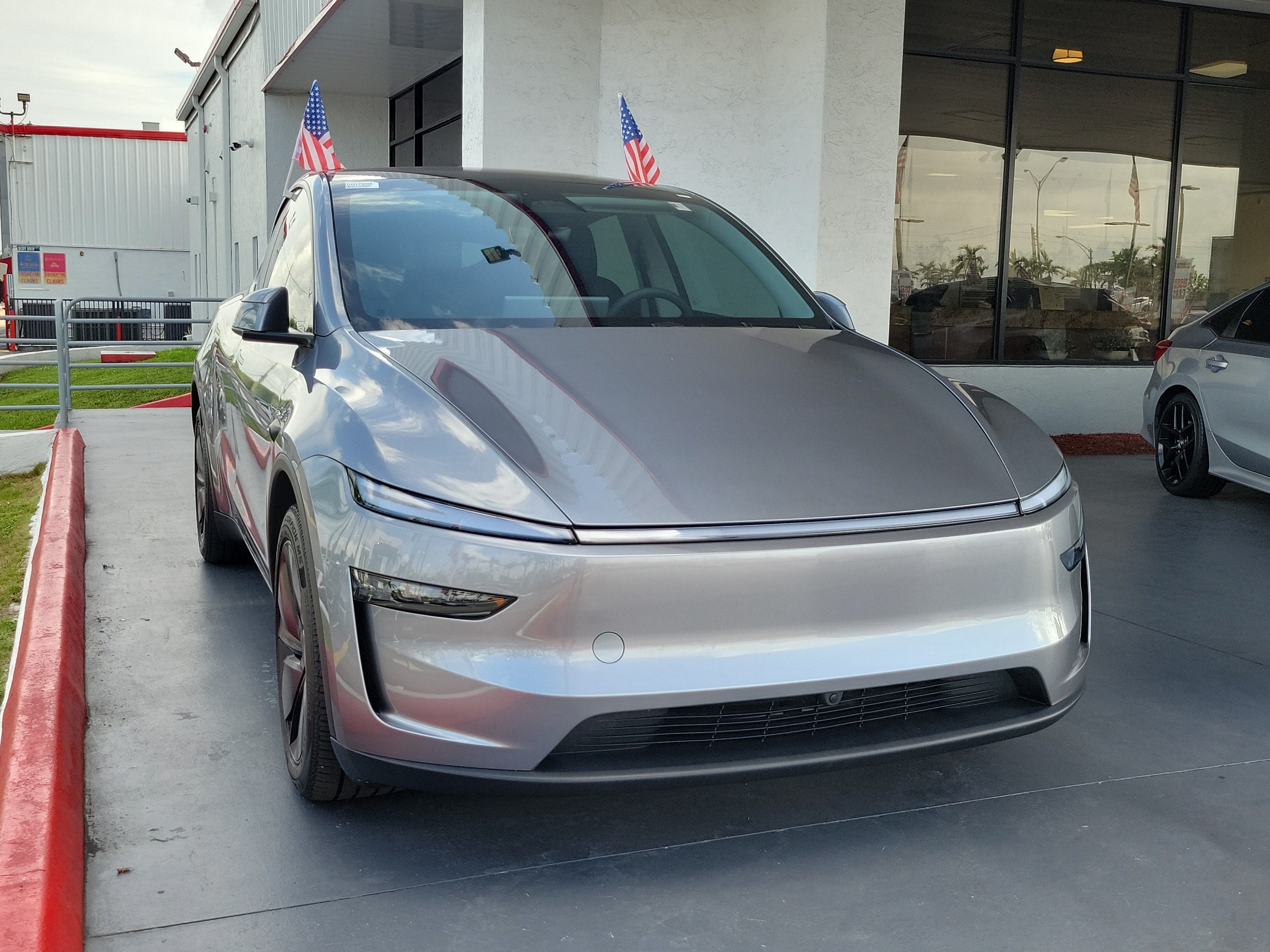 2026 Tesla Model Y Base