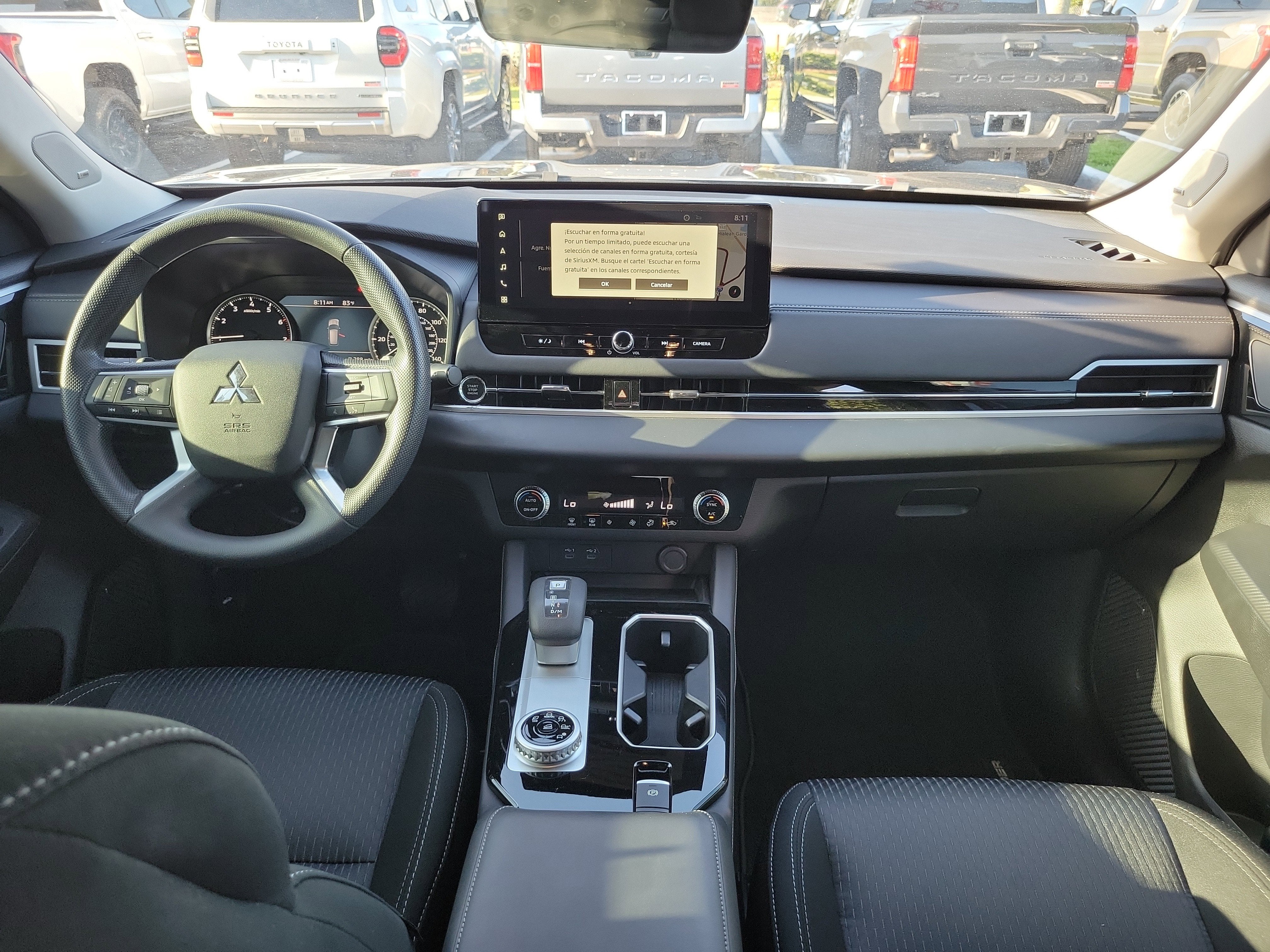 2025 Mitsubishi Outlander ES