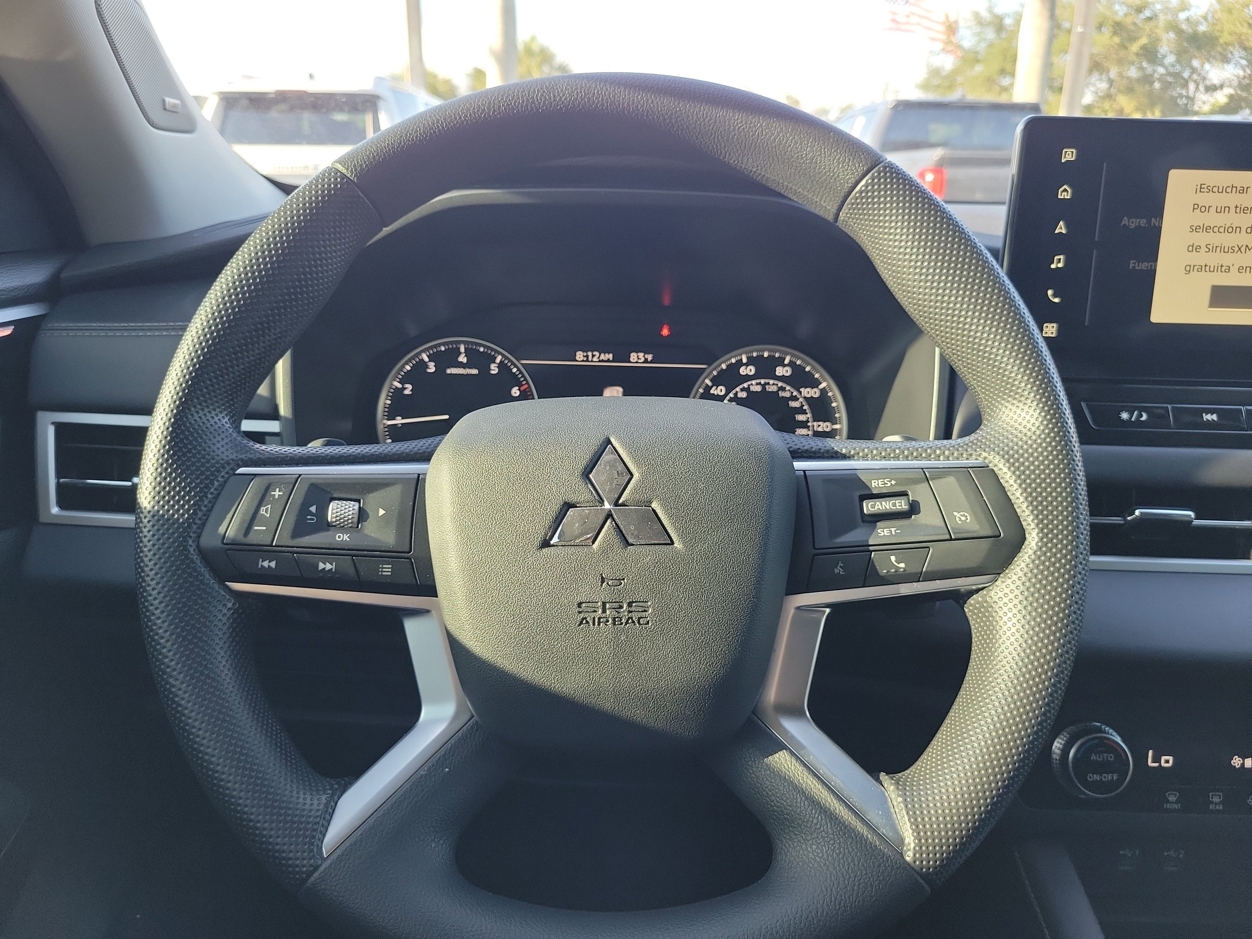 2025 Mitsubishi Outlander ES