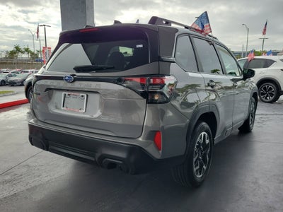 2025 Subaru Forester Premium