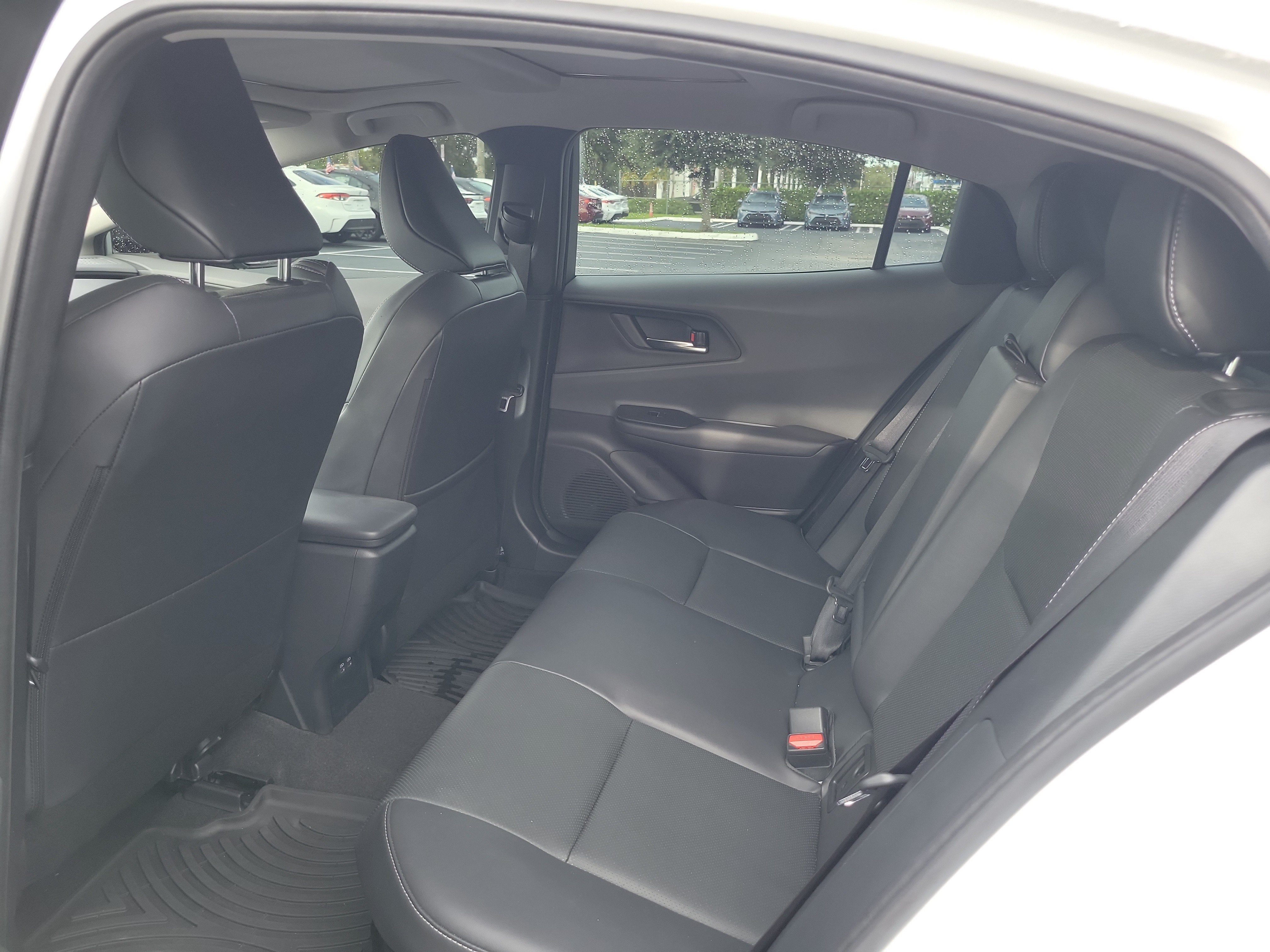 2024 Toyota Prius XLE