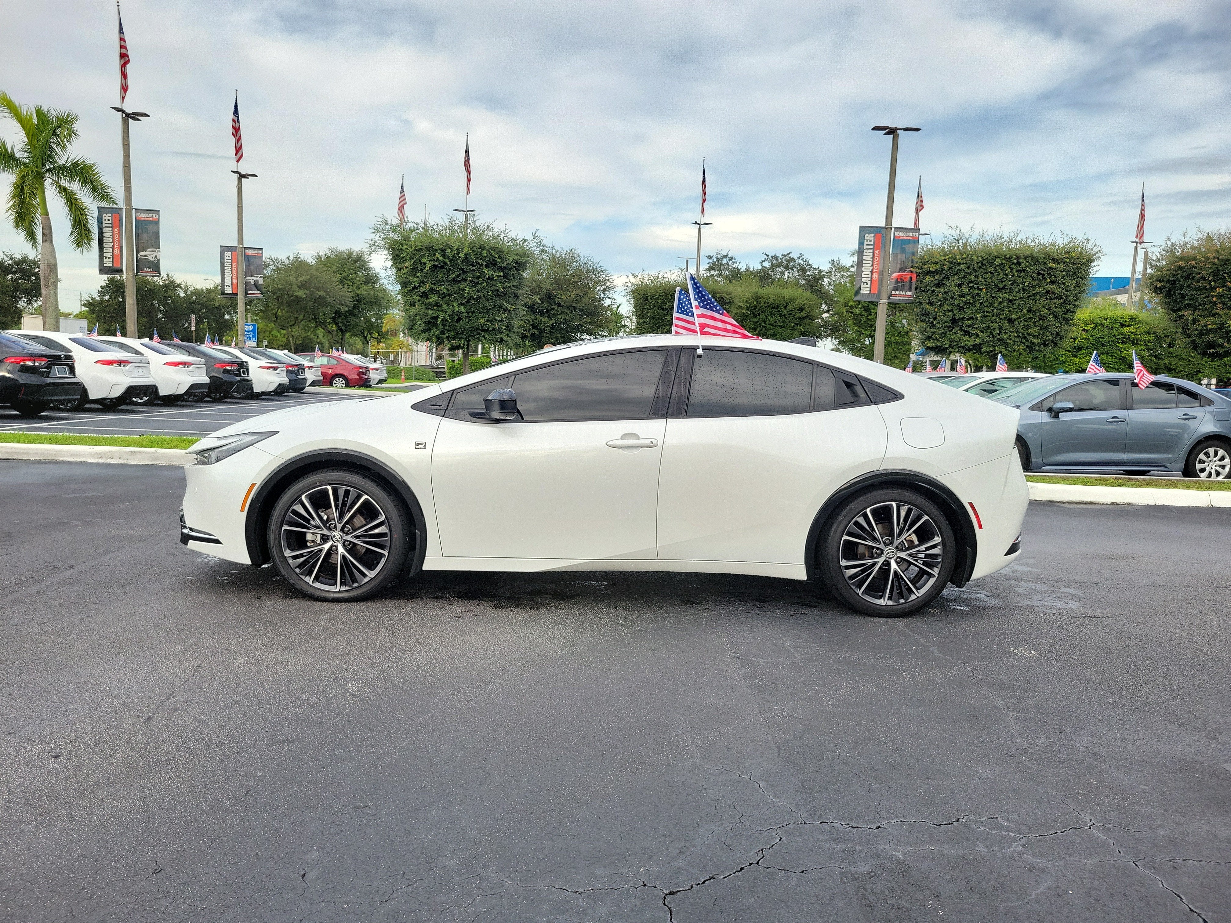 2024 Toyota Prius XLE