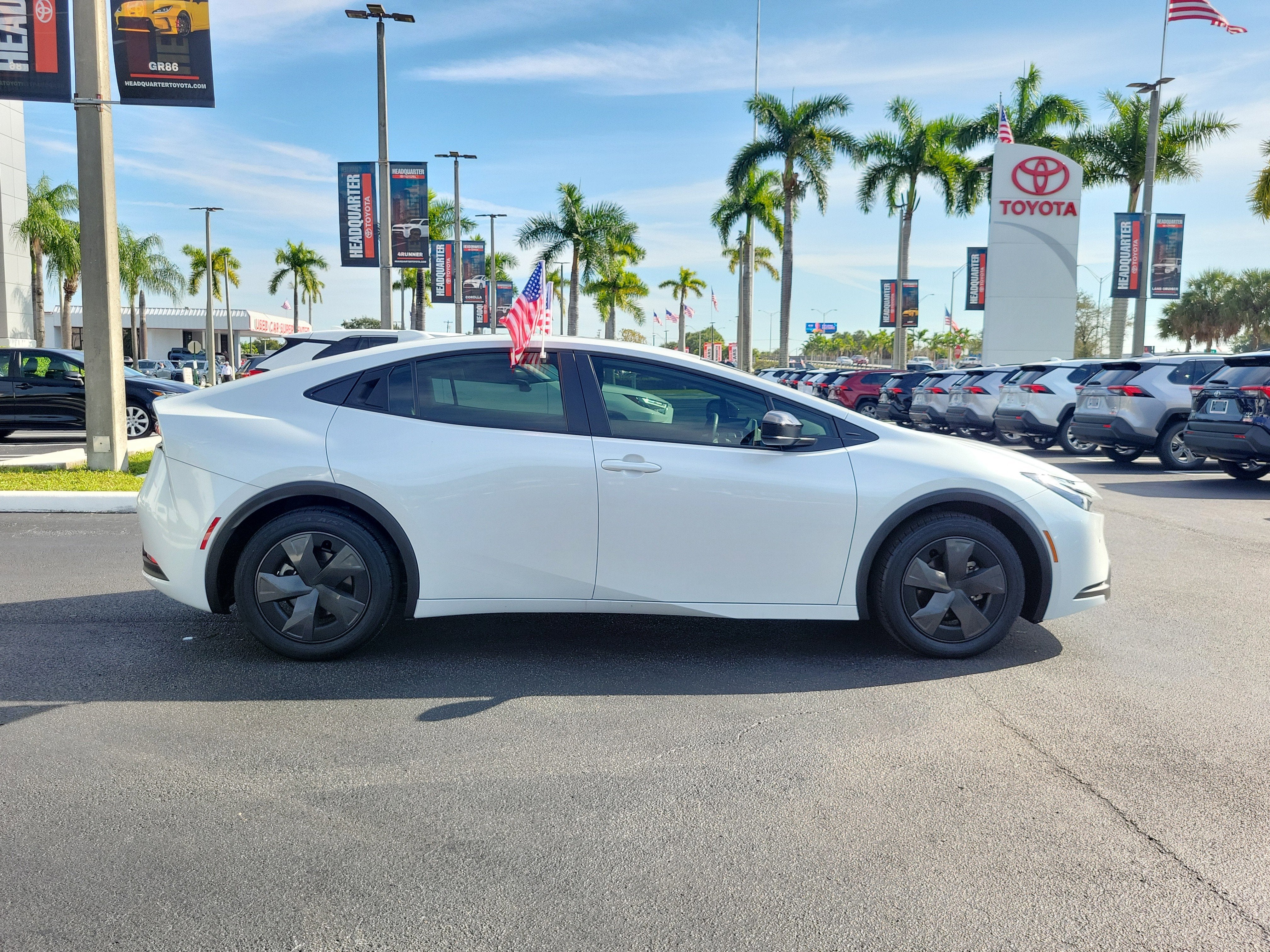 2024 Toyota Prius LE