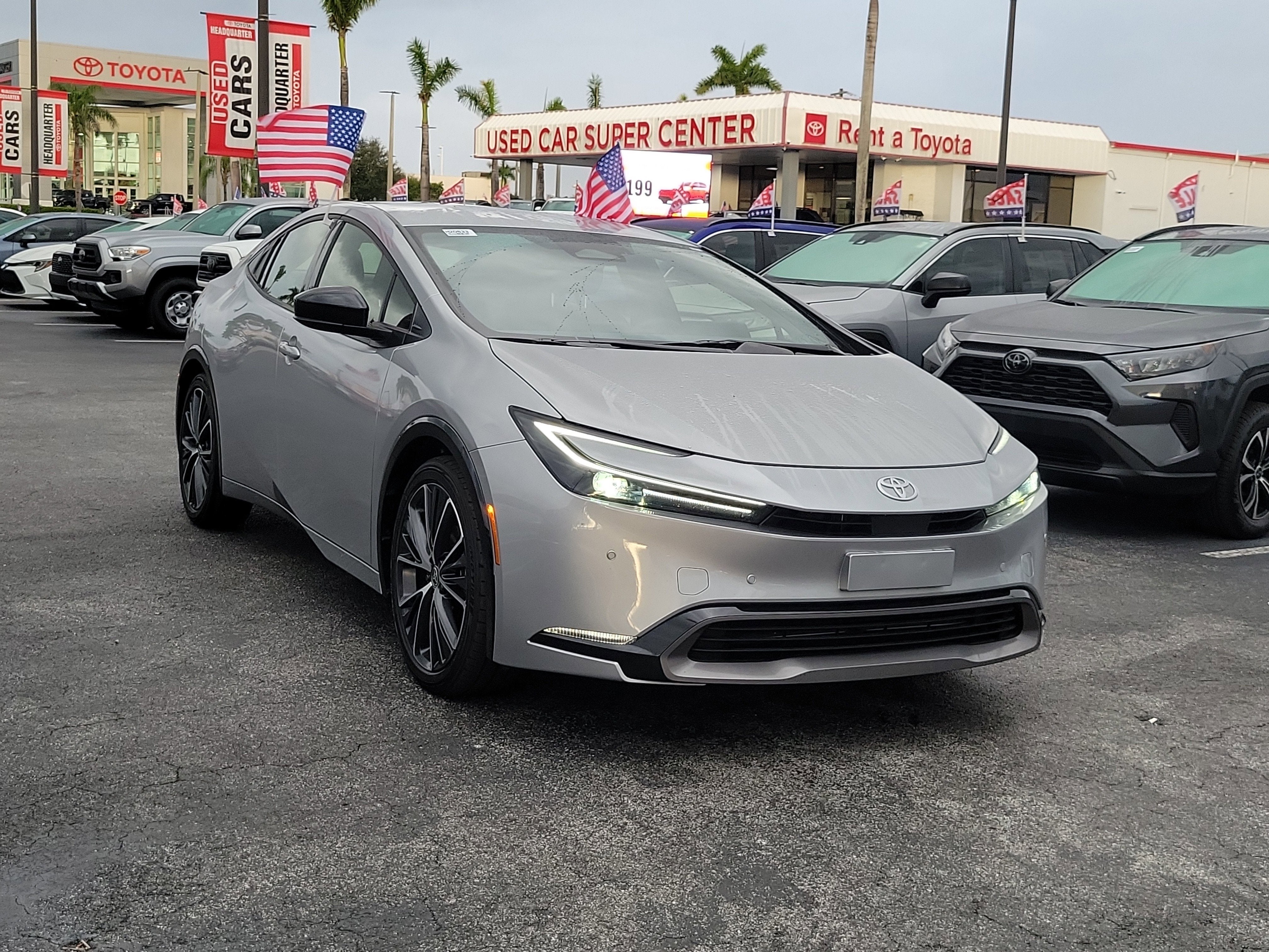 2025 Toyota Prius XLE