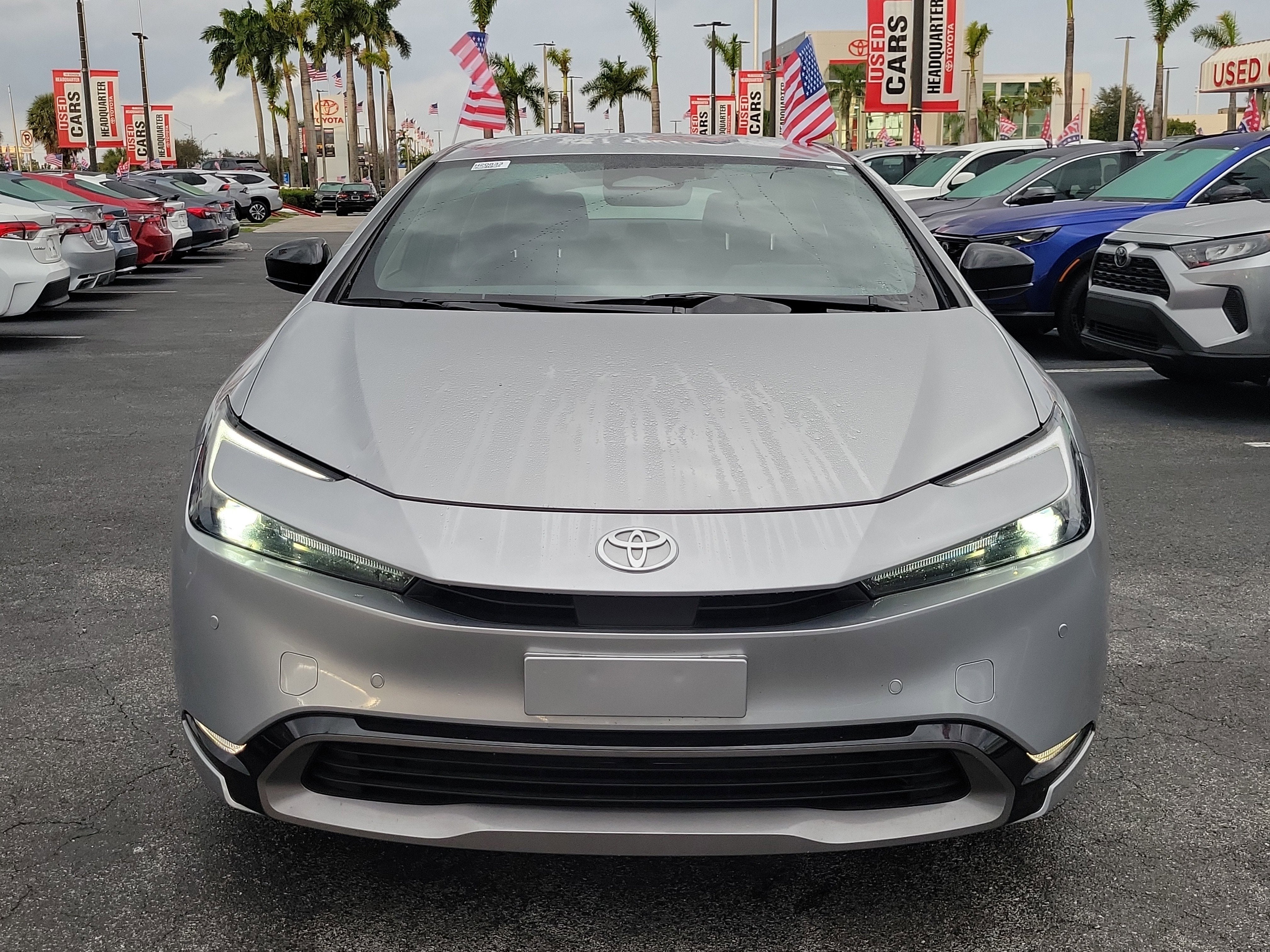 2025 Toyota Prius XLE