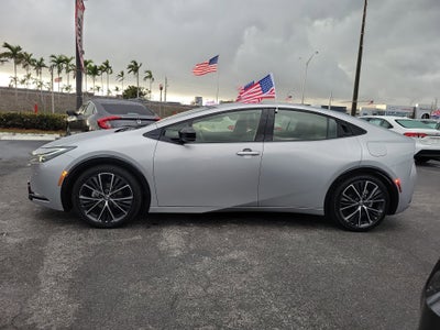 2025 Toyota Prius XLE