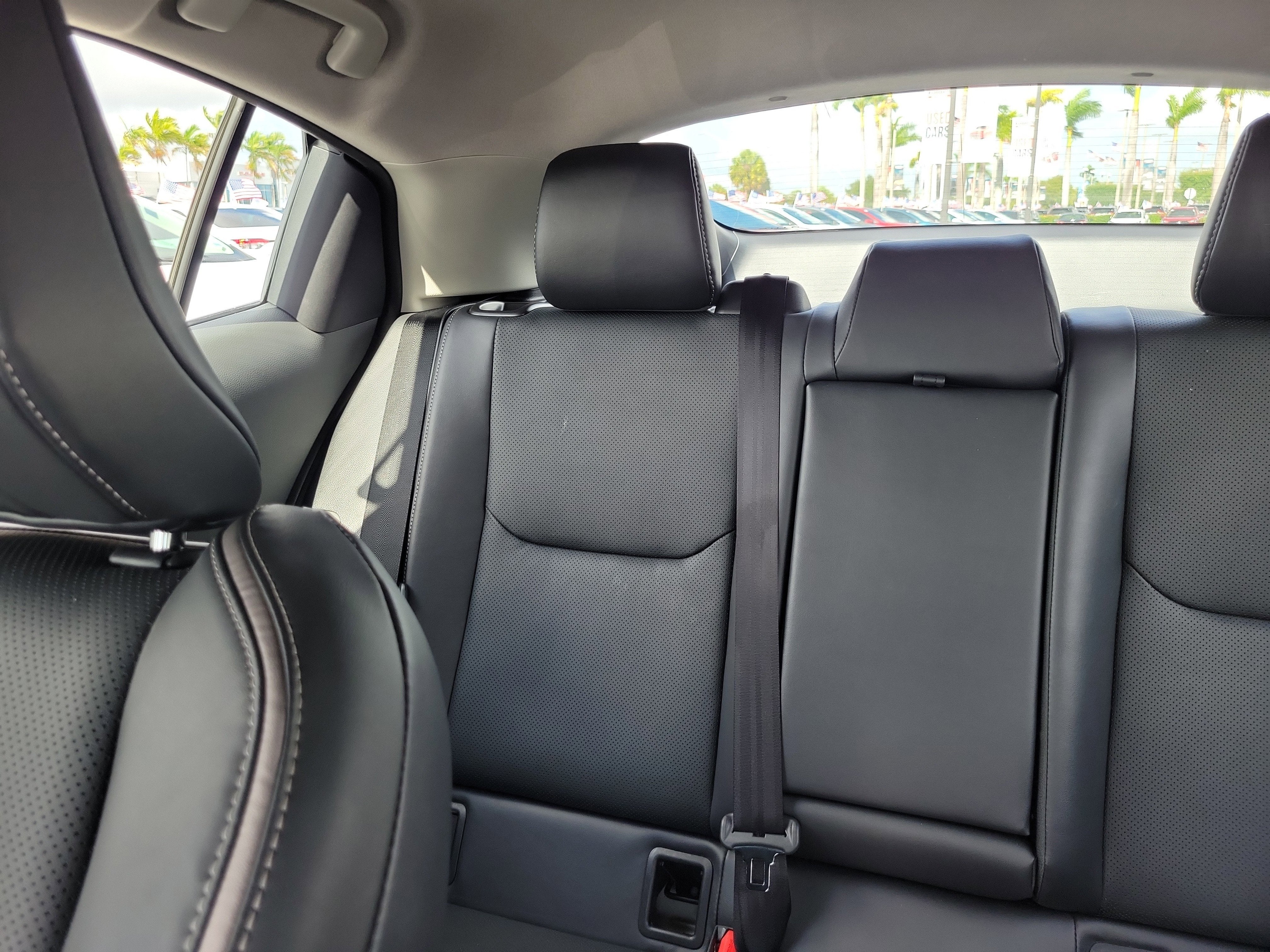 2025 Toyota Prius LE