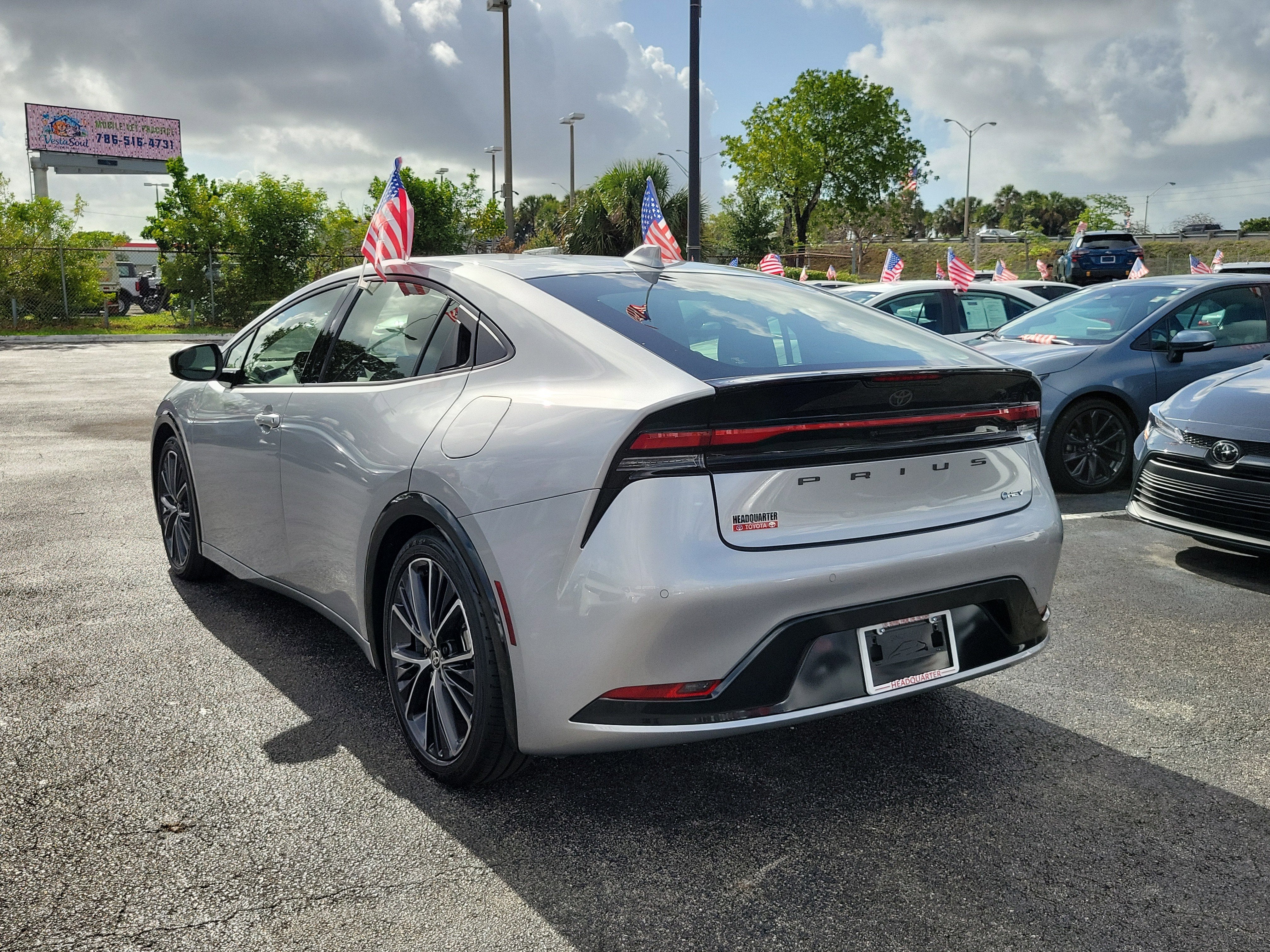 2025 Toyota Prius LE