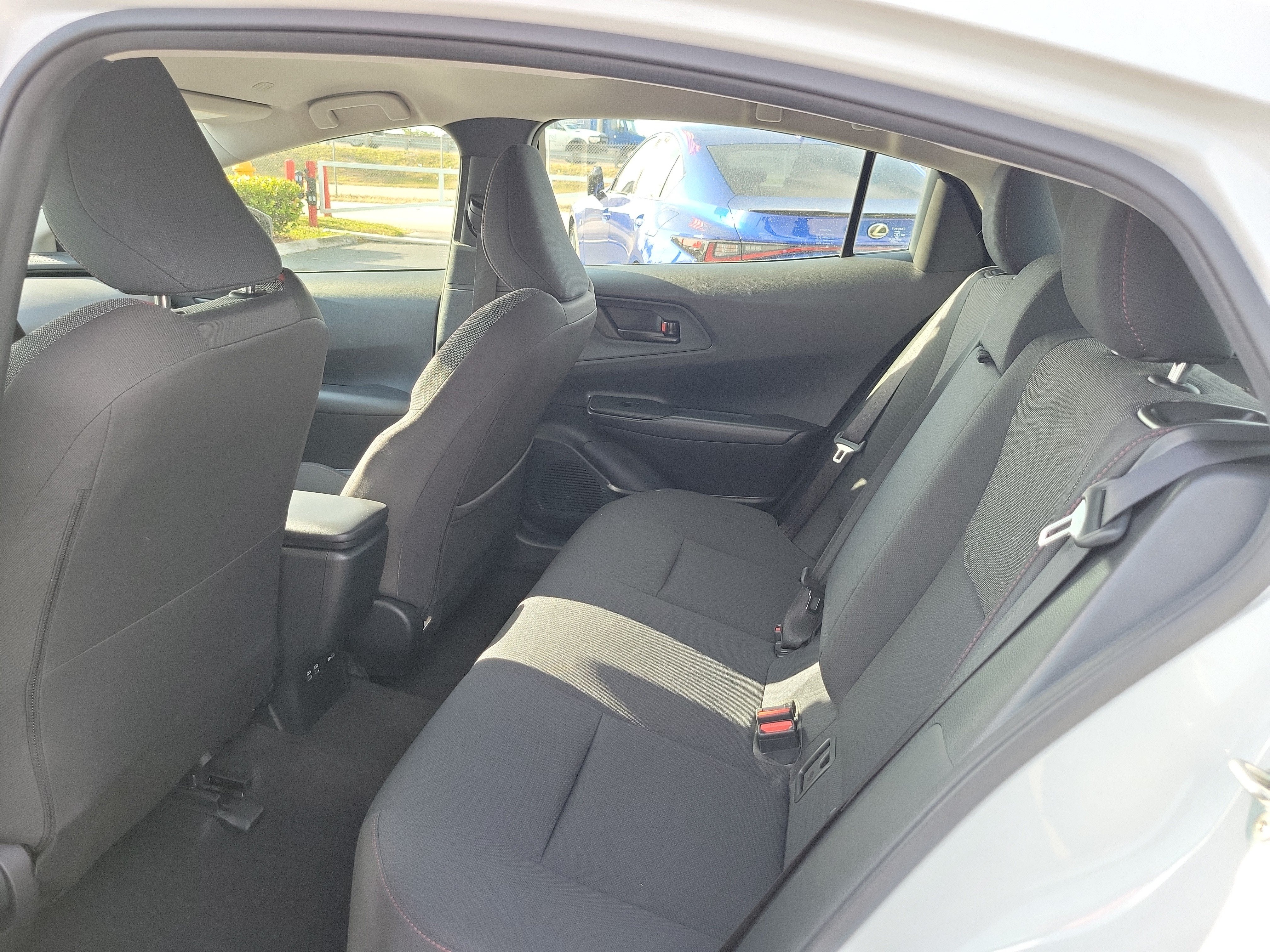 2024 Toyota Prius Prime SE