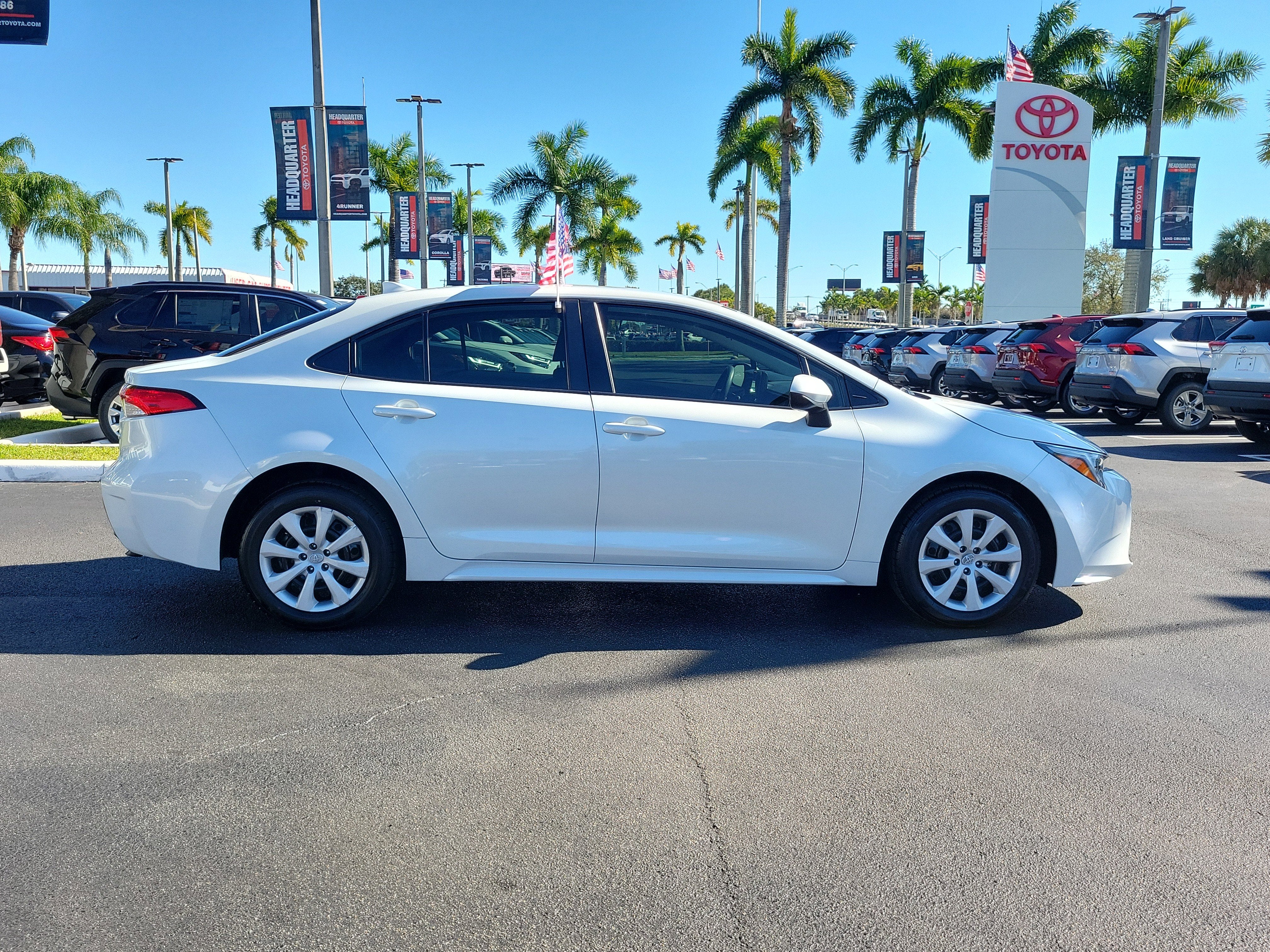 2024 Toyota Corolla Hybrid LE