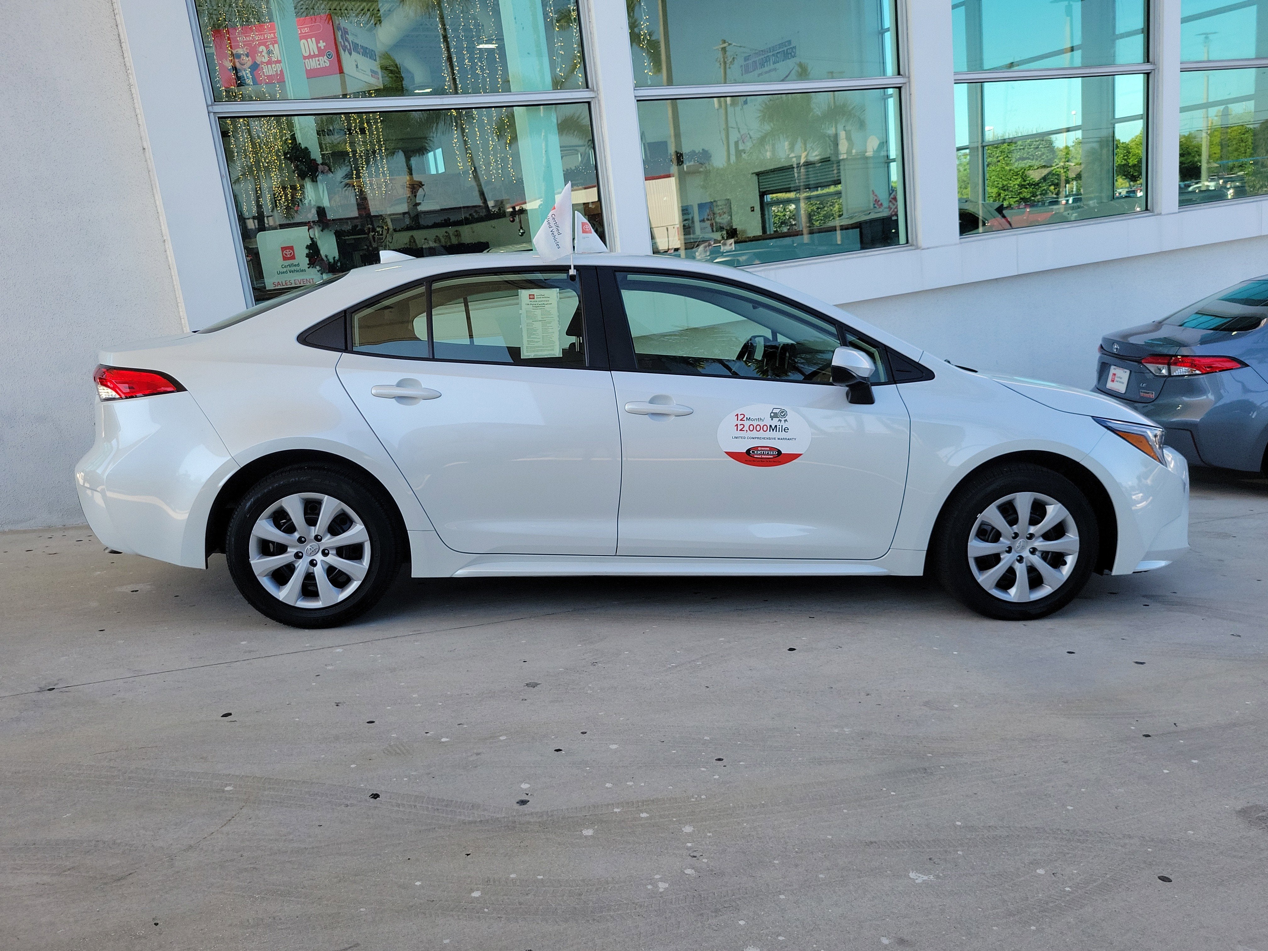 2025 Toyota Corolla Hybrid LE