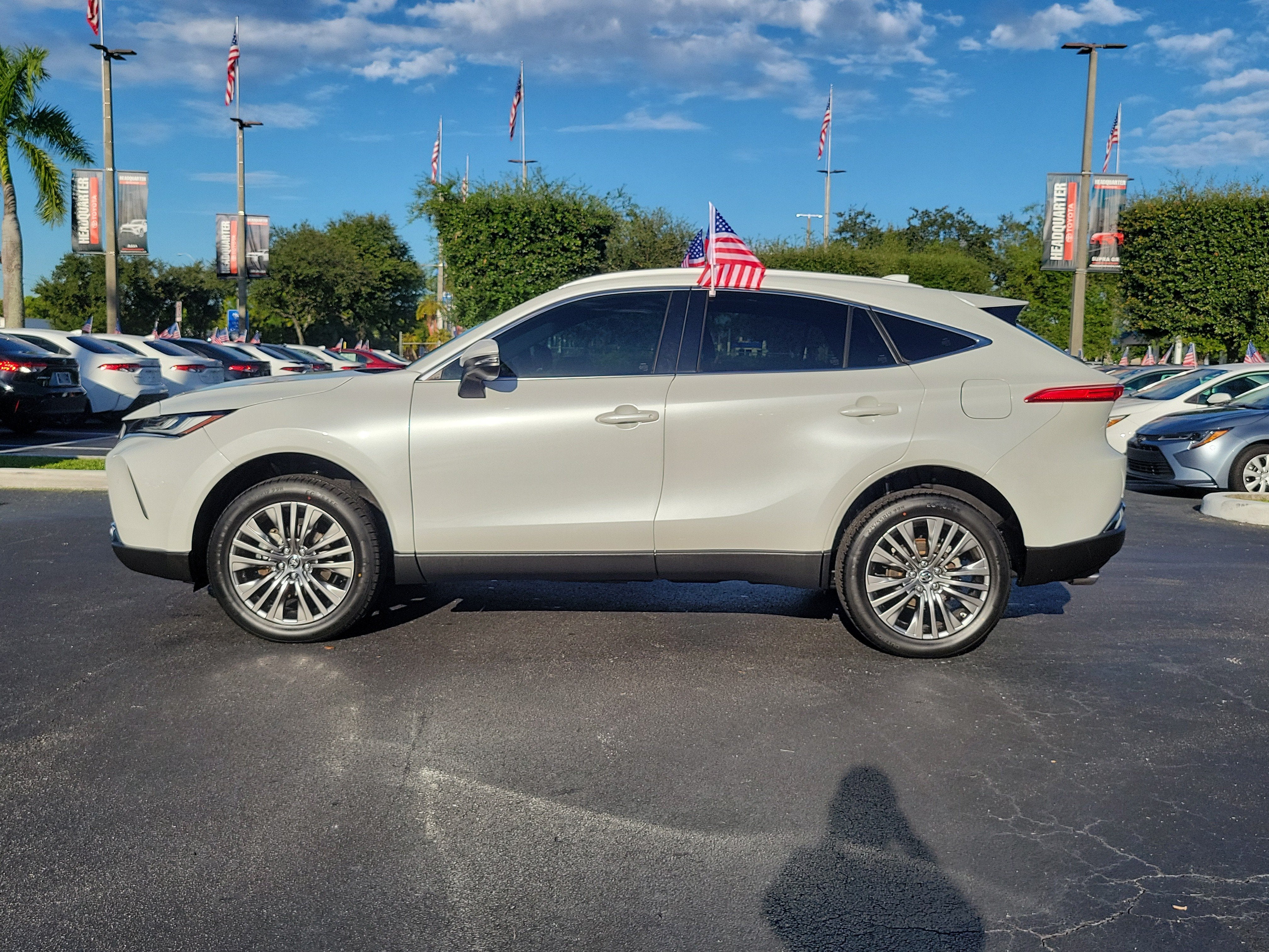 2023 Toyota Venza XLE