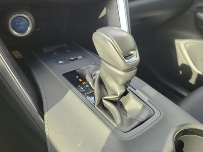 2022 Toyota Venza LE