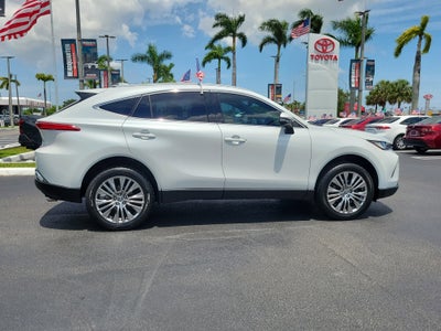 2023 Toyota Venza LE