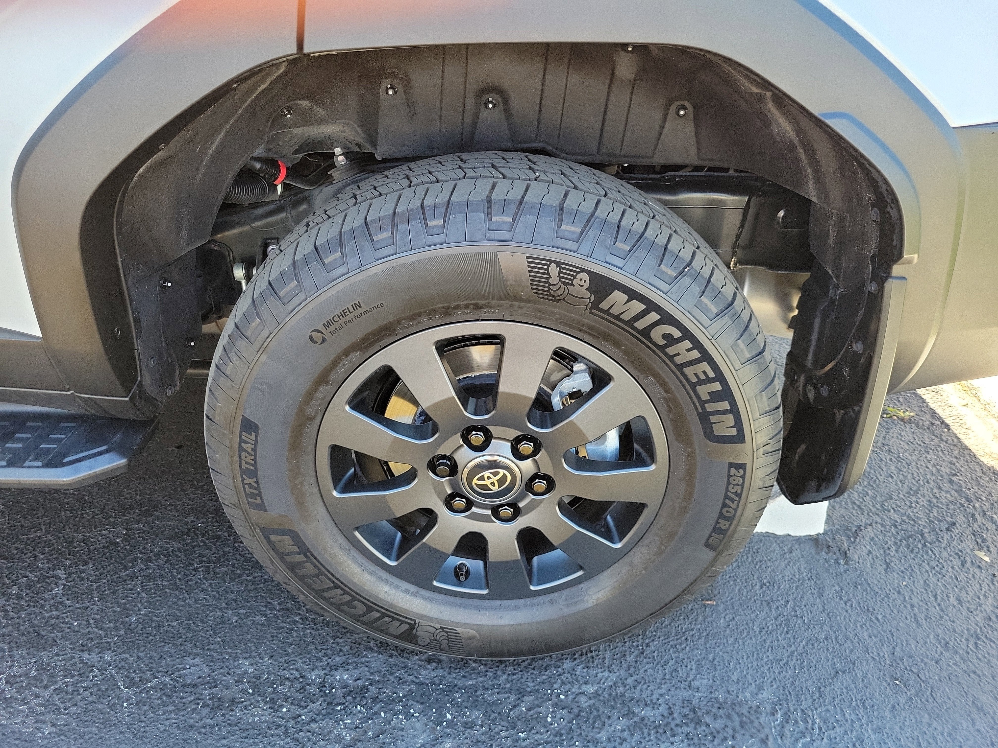 2025 Toyota Land Cruiser BASE