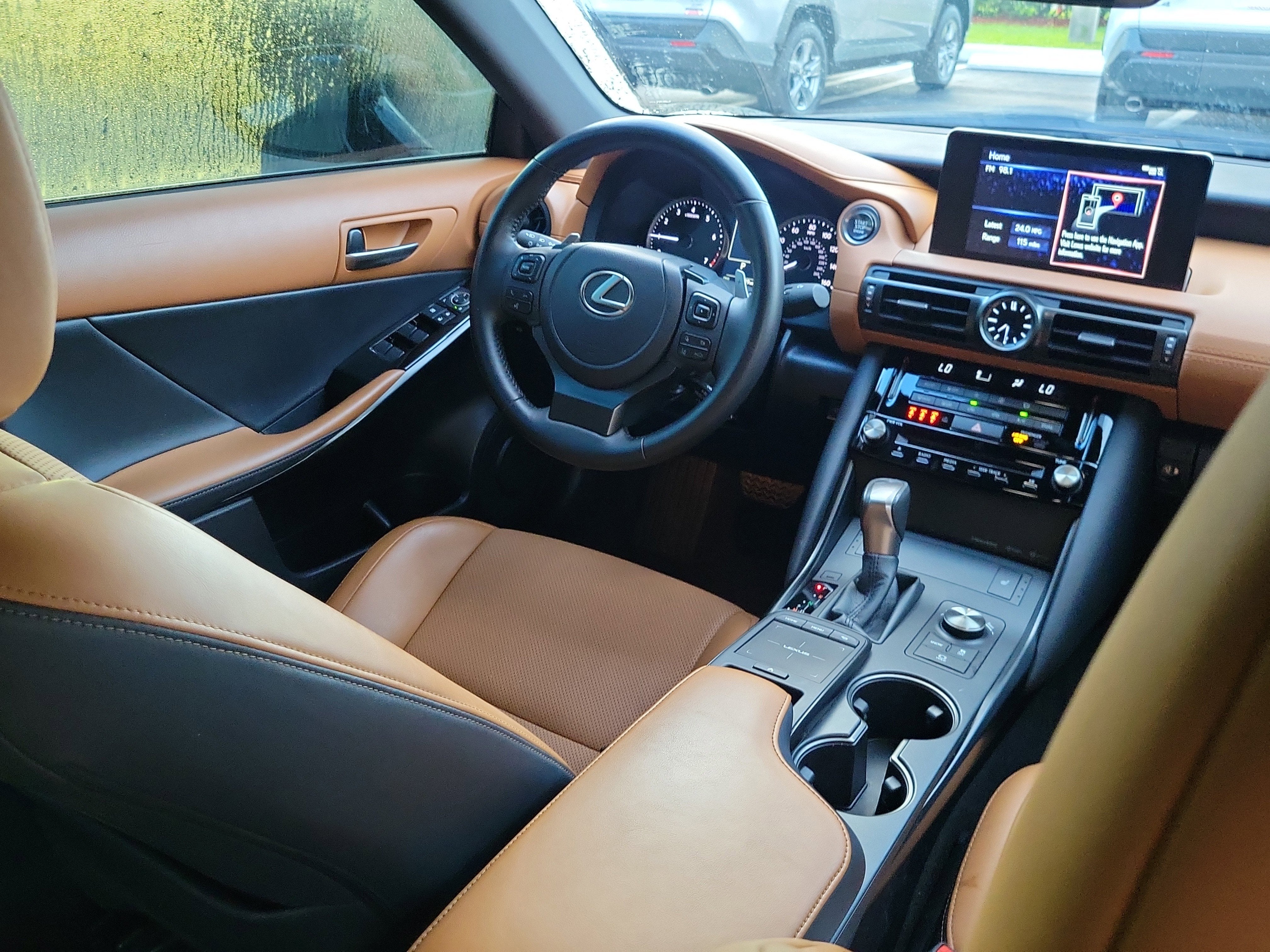 2024 Lexus IS IS 350 F SPORT Design