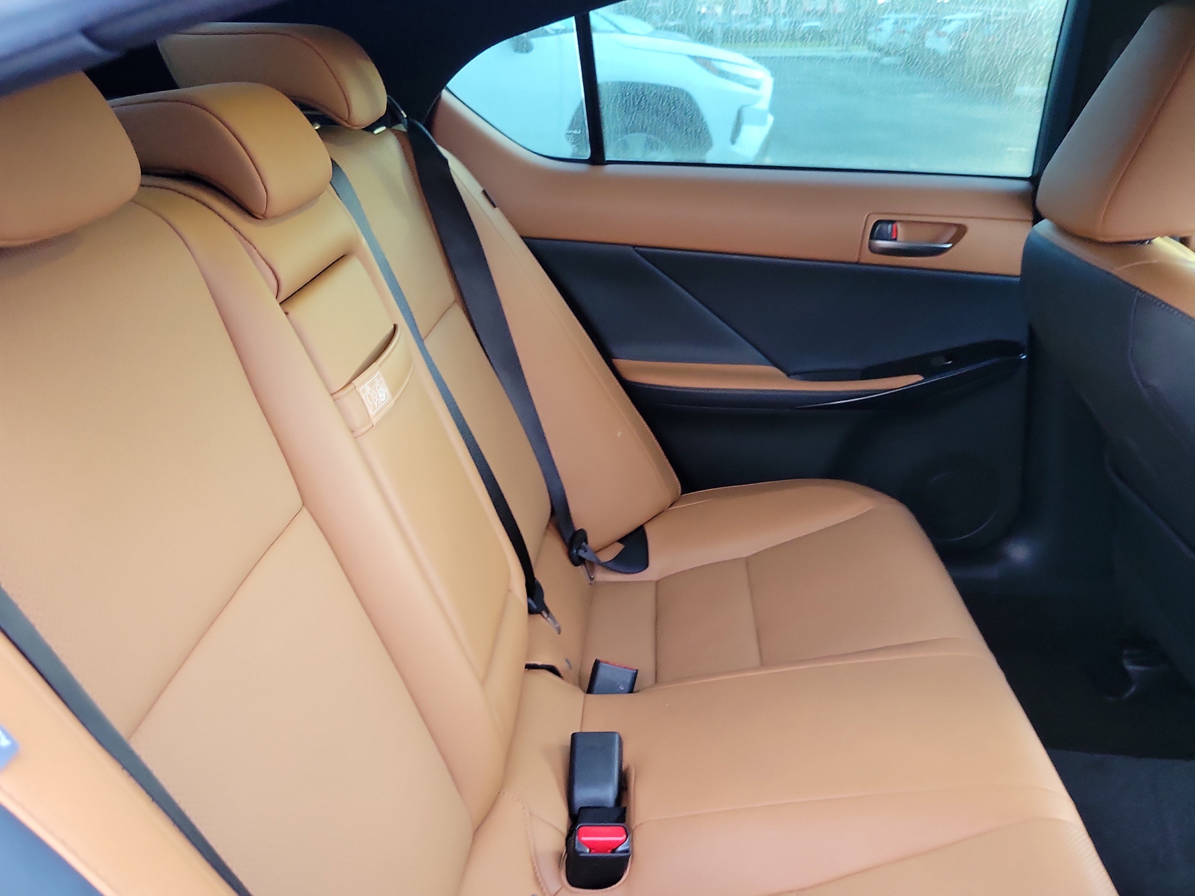 2024 Lexus IS IS 350 F SPORT Design