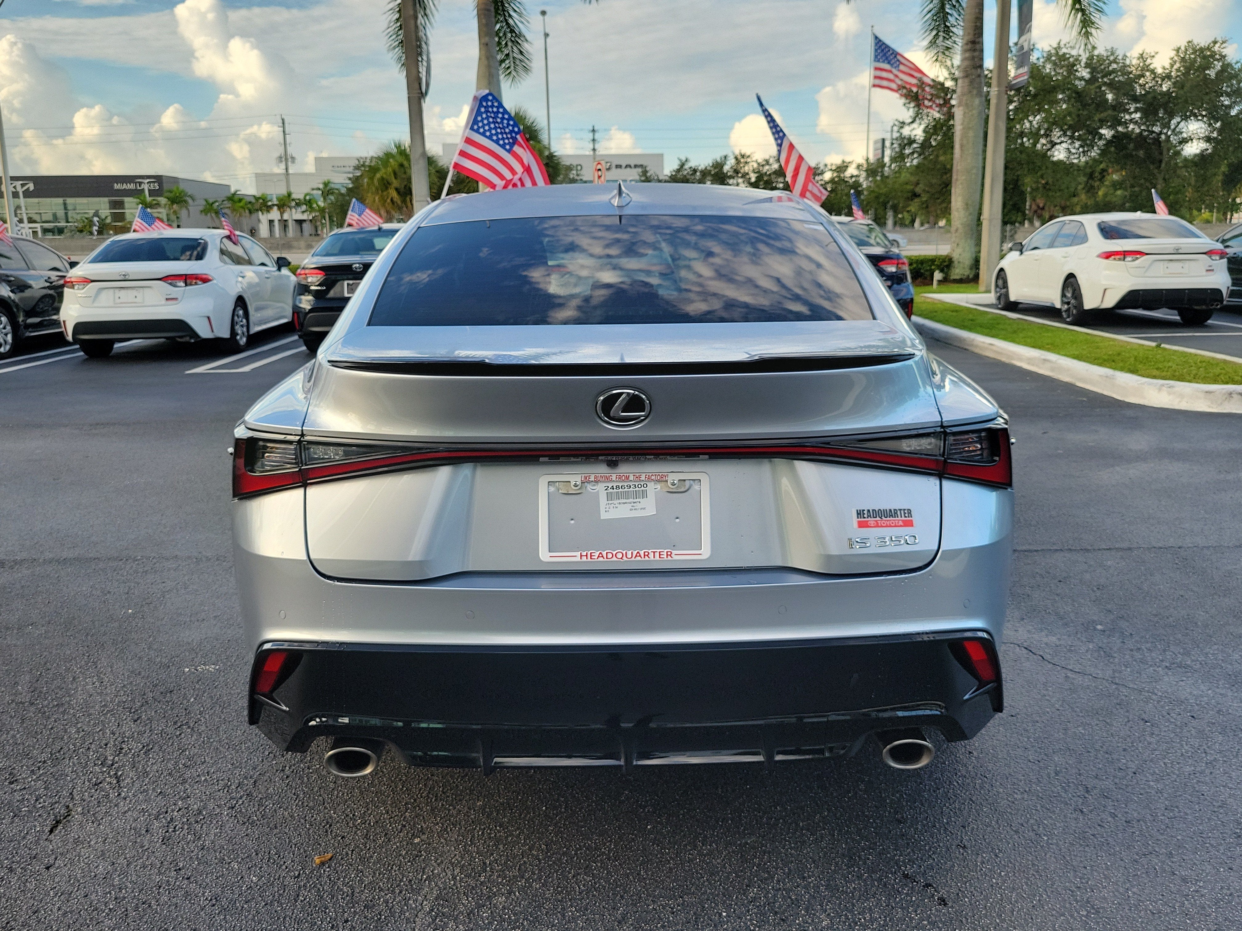 2024 Lexus IS IS 350 F SPORT Design