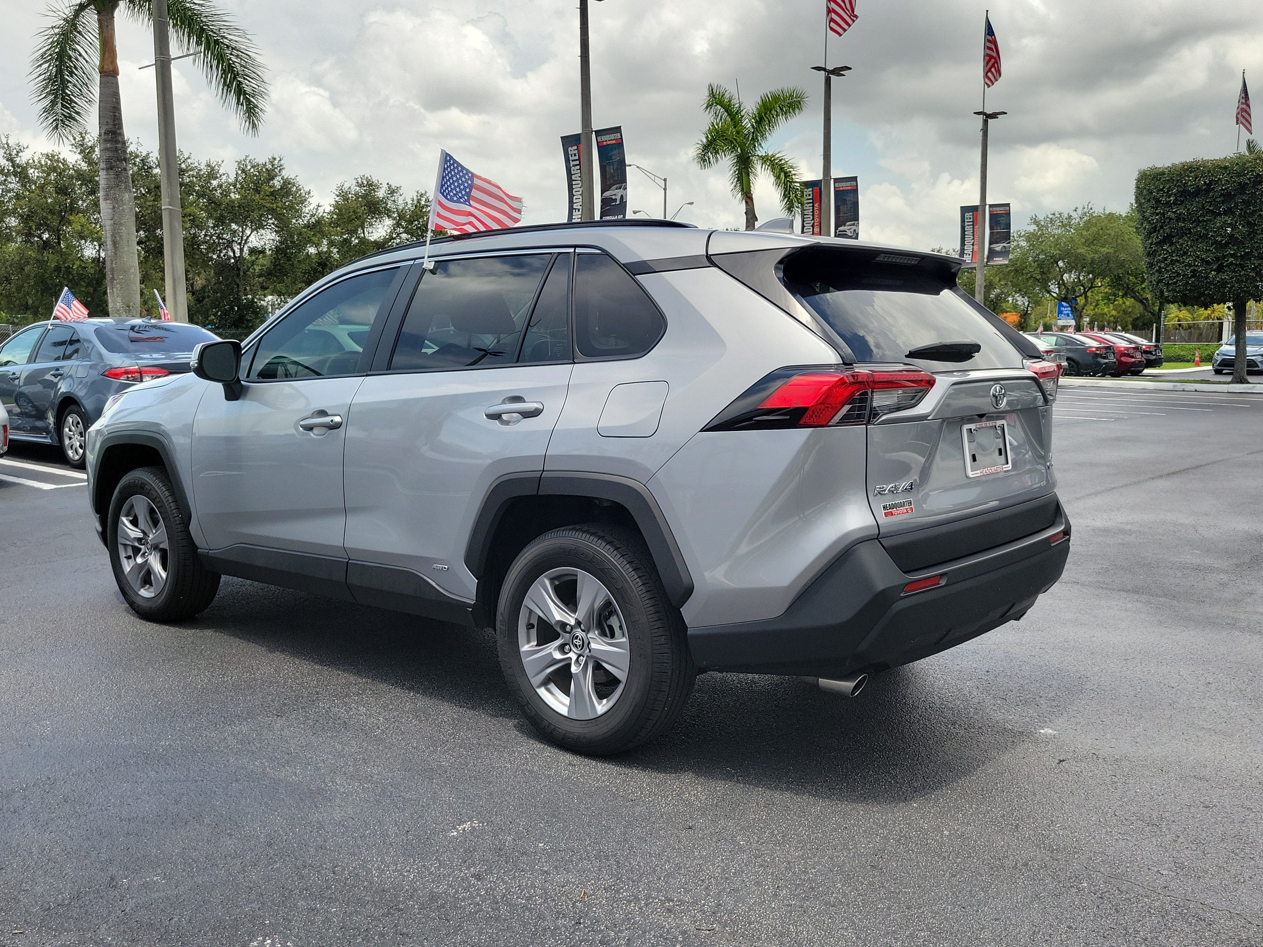 2025 Toyota RAV4 Hybrid LE