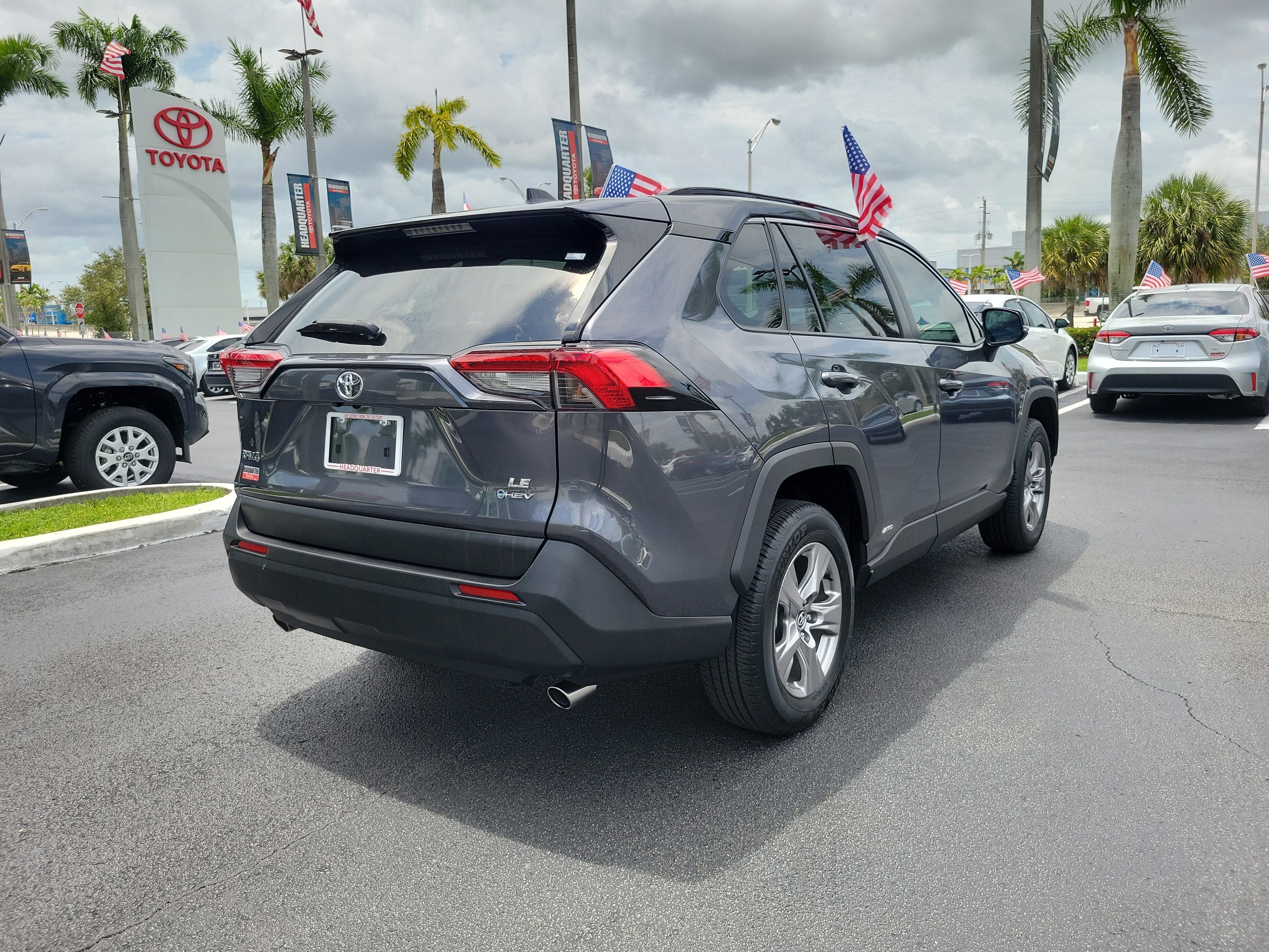 2025 Toyota RAV4 Hybrid LE