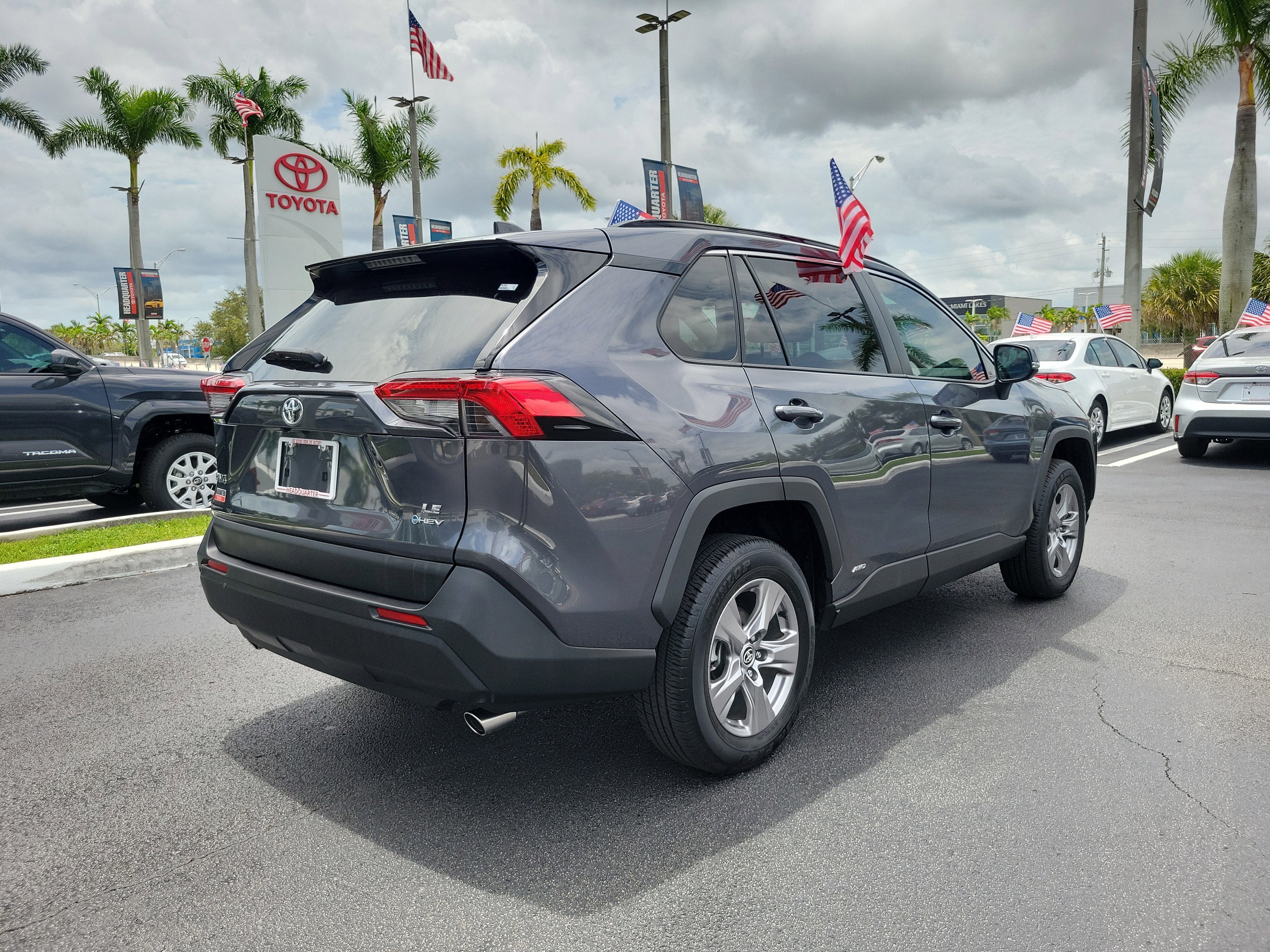2025 Toyota RAV4 Hybrid LE