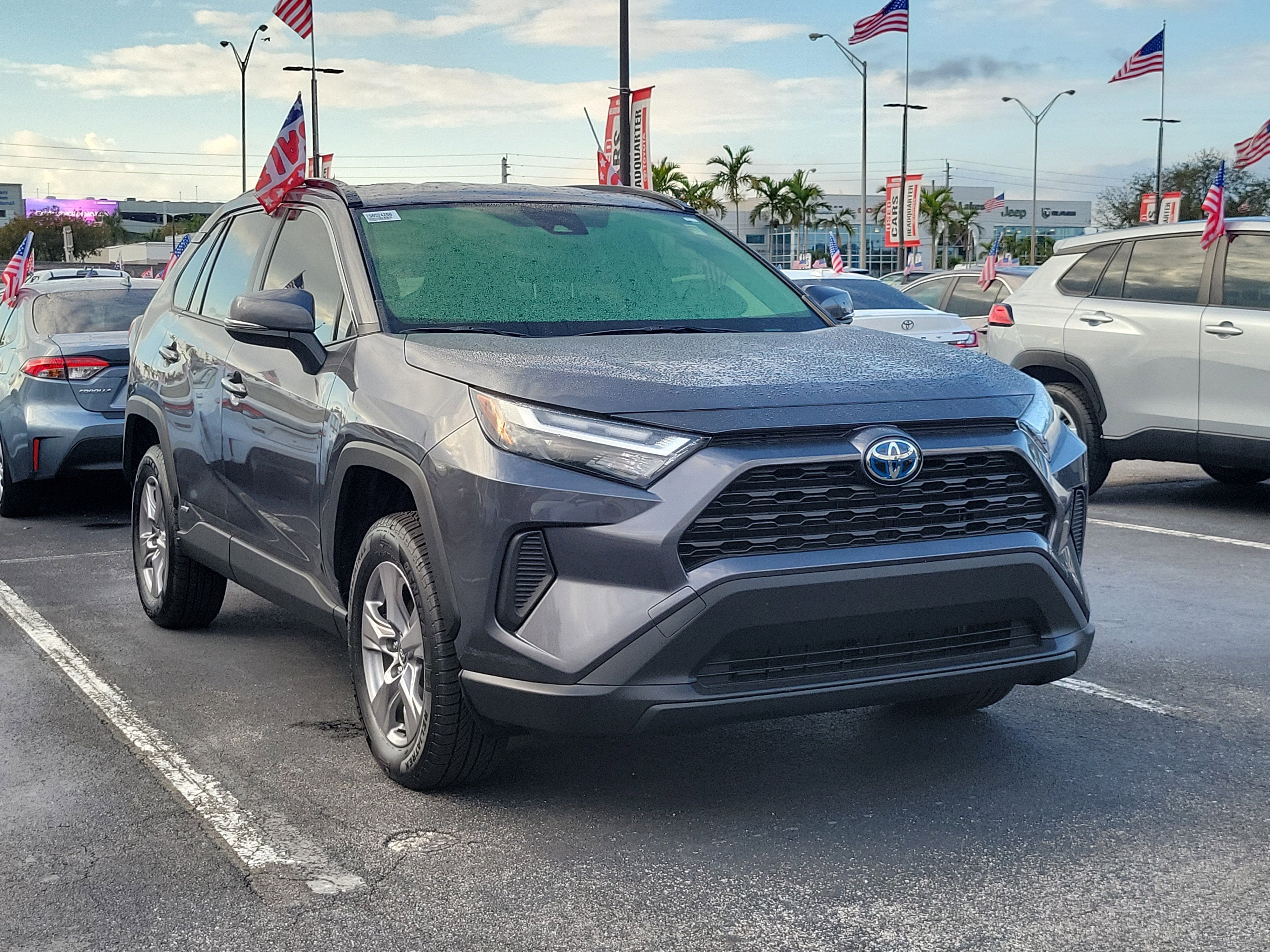 2024 Toyota RAV4 Hybrid LE