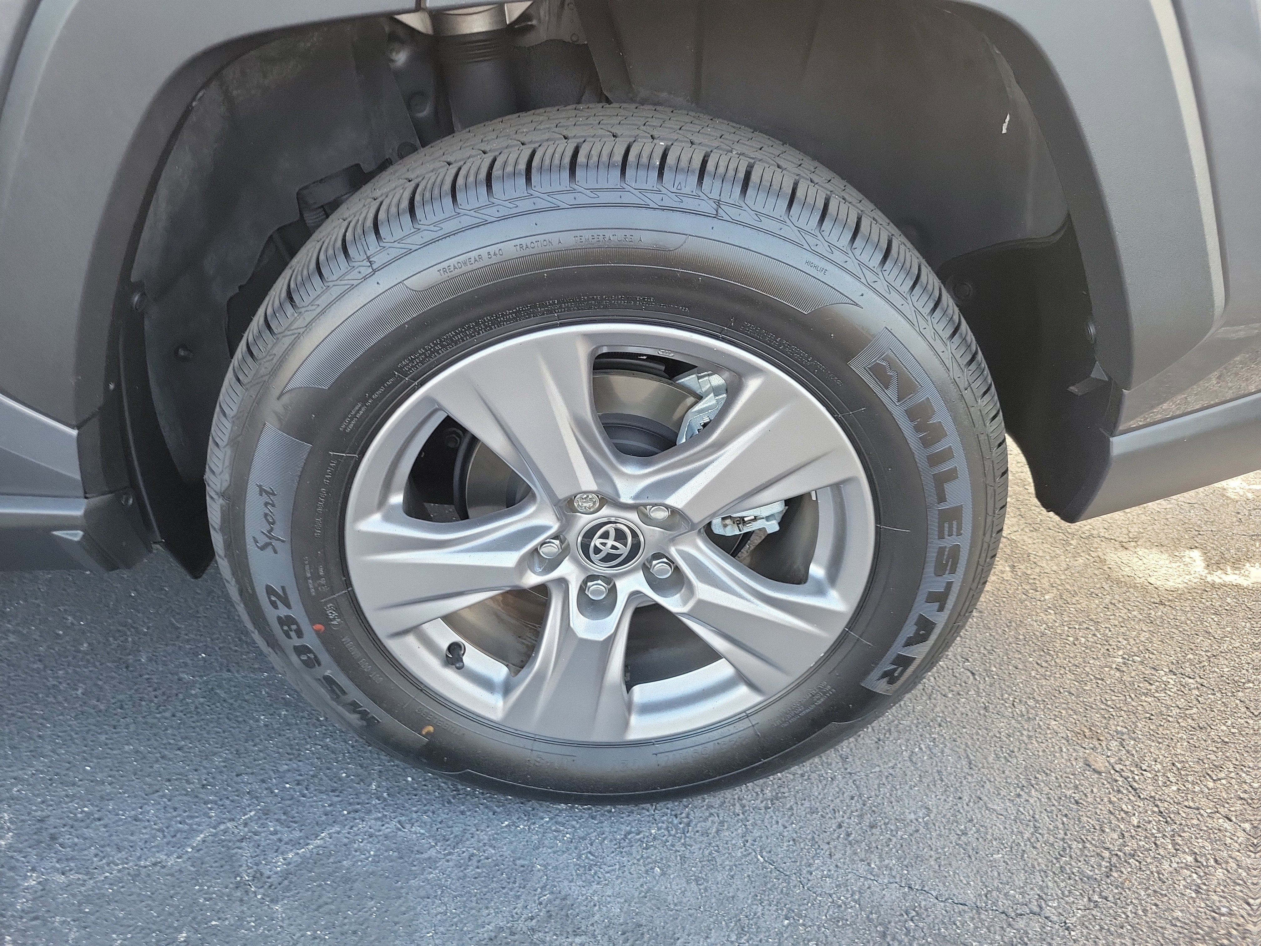 2024 Toyota RAV4 Hybrid LE