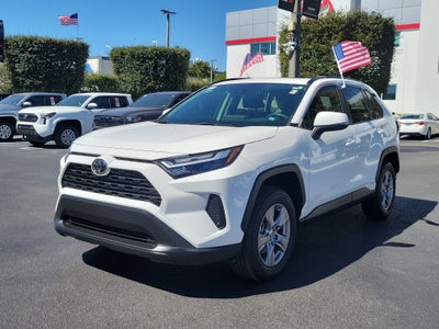 2025 Toyota RAV4 Hybrid XLE