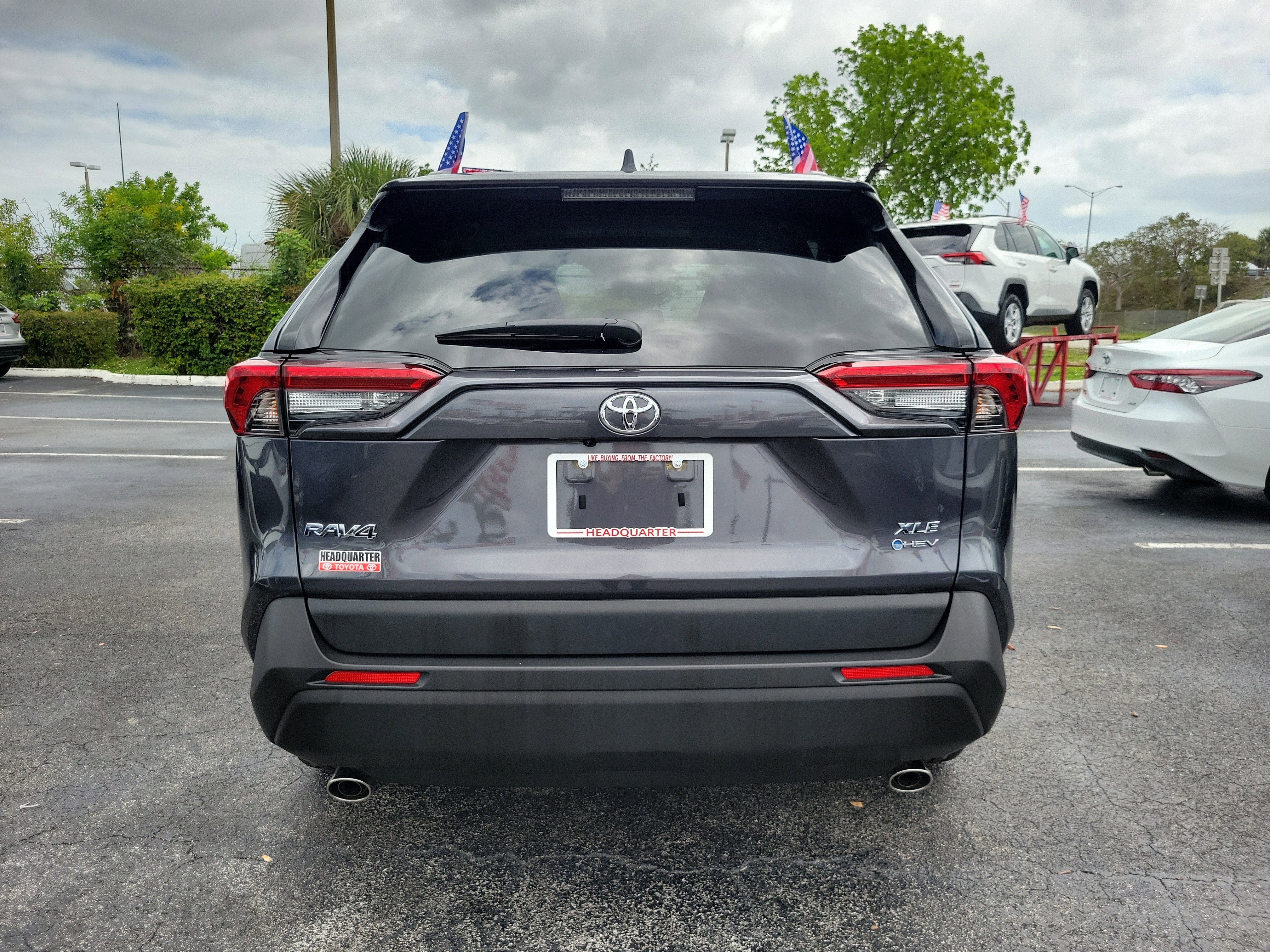 2025 Toyota RAV4 Hybrid XLE