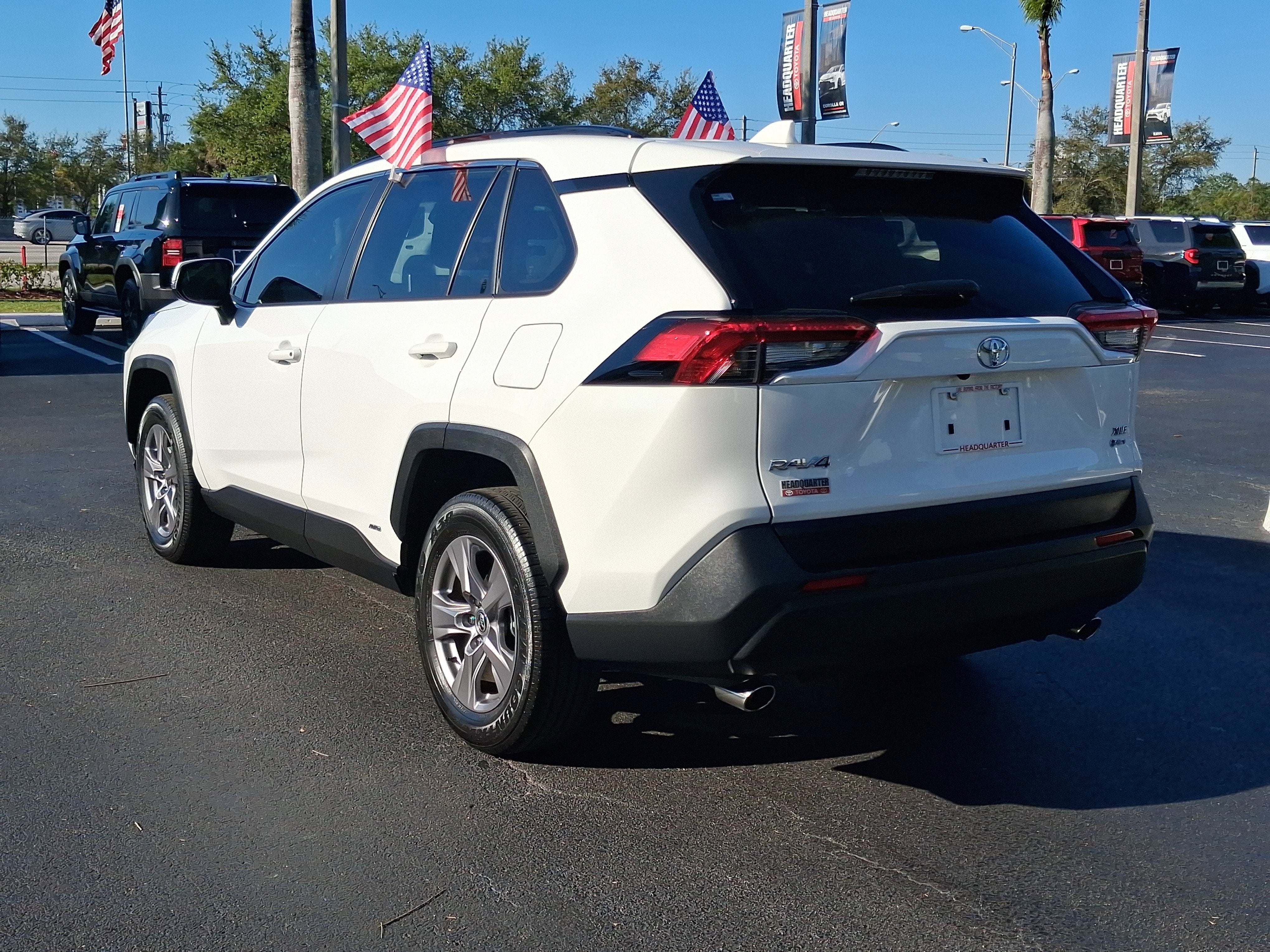 2025 Toyota RAV4 Hybrid XLE