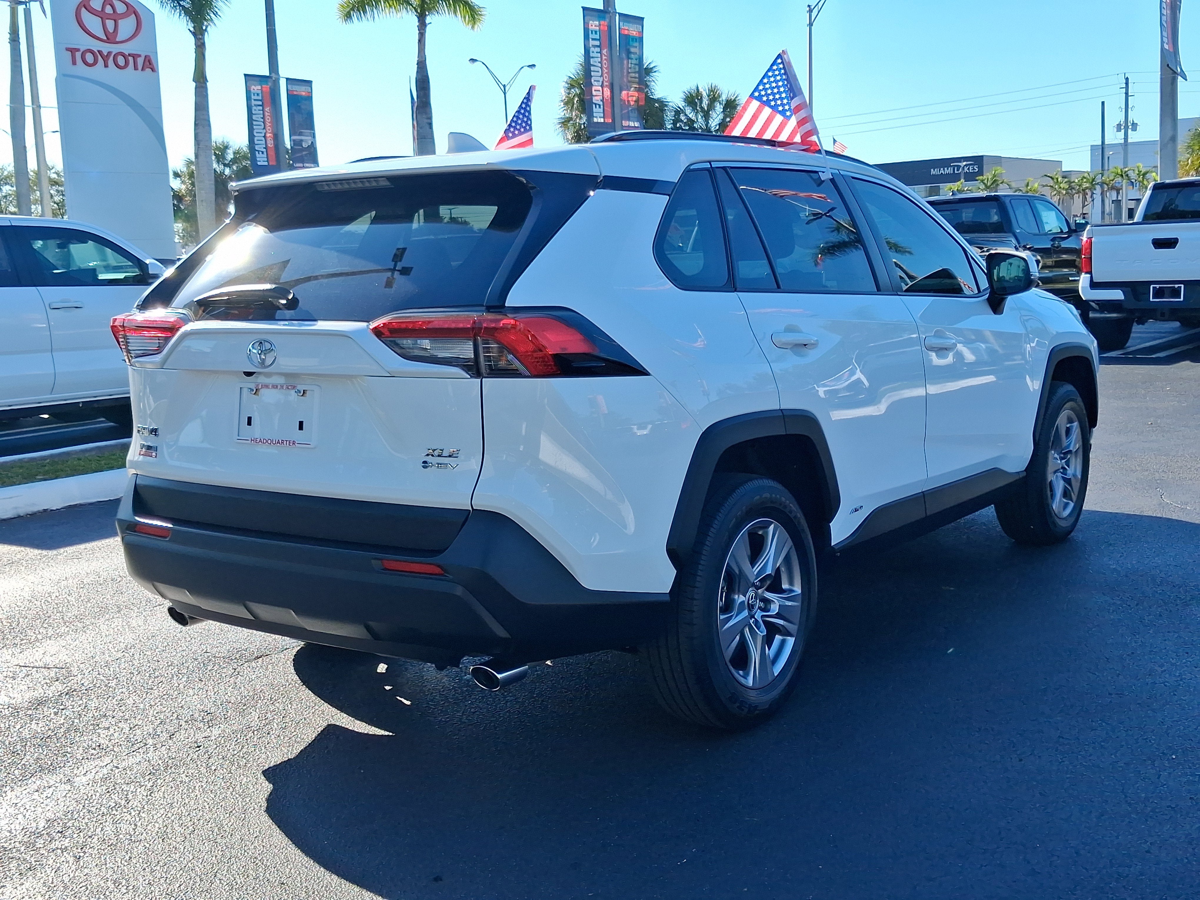 2025 Toyota RAV4 Hybrid XLE