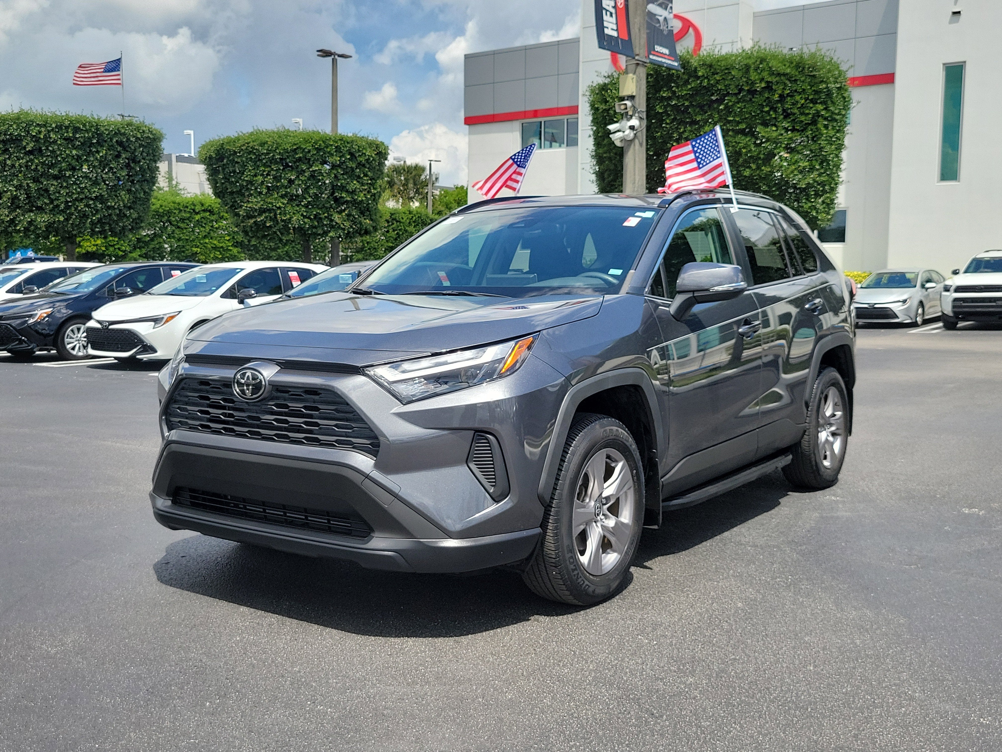 2023 Toyota RAV4 XLE