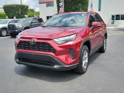 2025 Toyota RAV4 XLE