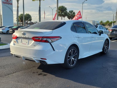 2018 Toyota Camry SE