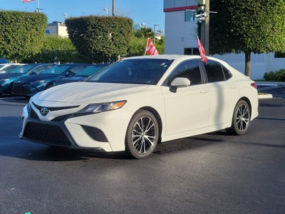 2018 Toyota Camry SE