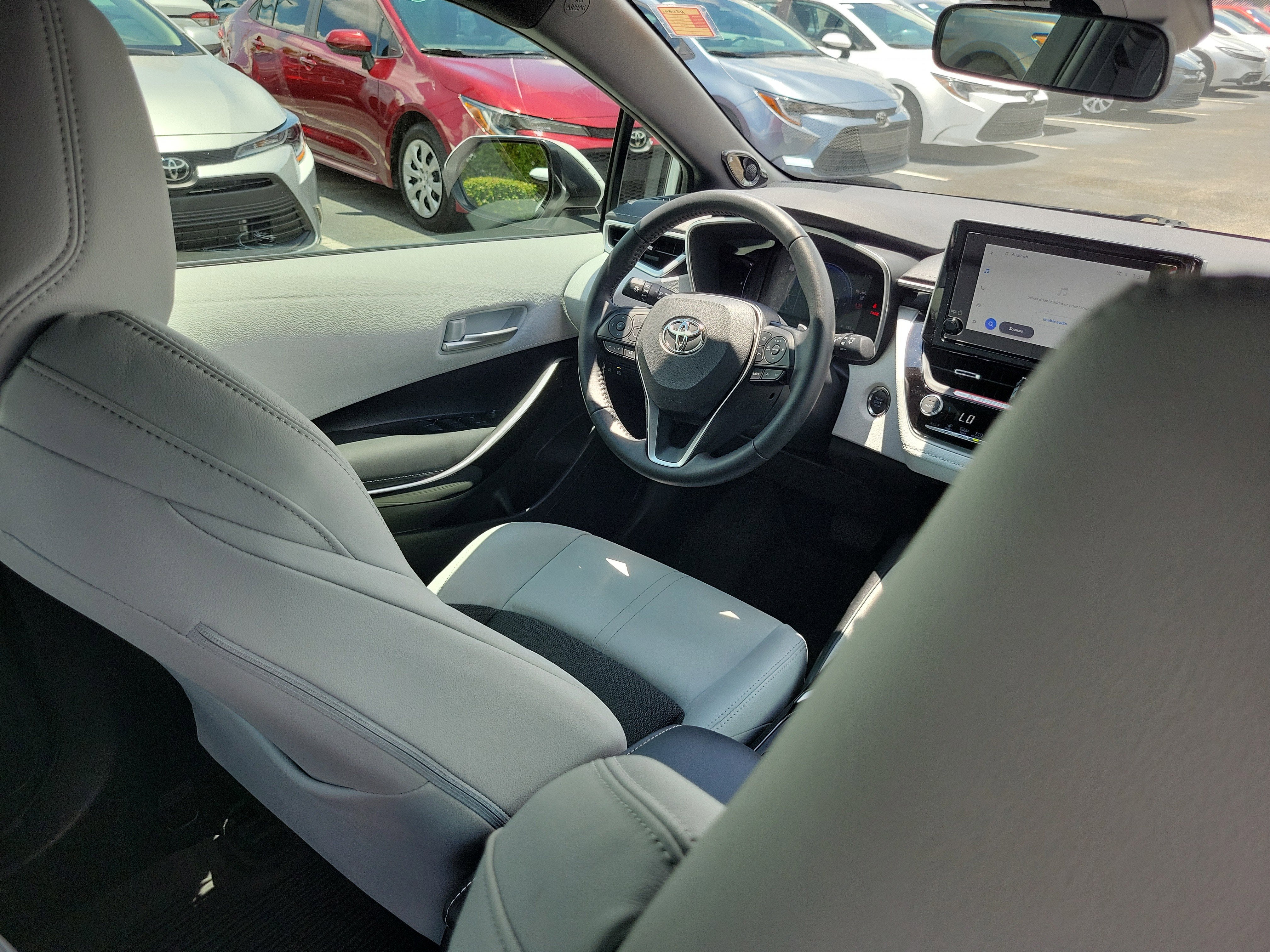 2025 Toyota Corolla Hatchback XSE