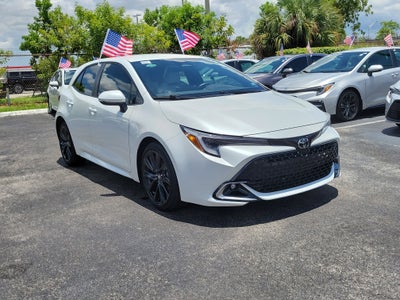 2025 Toyota Corolla Hatchback XSE