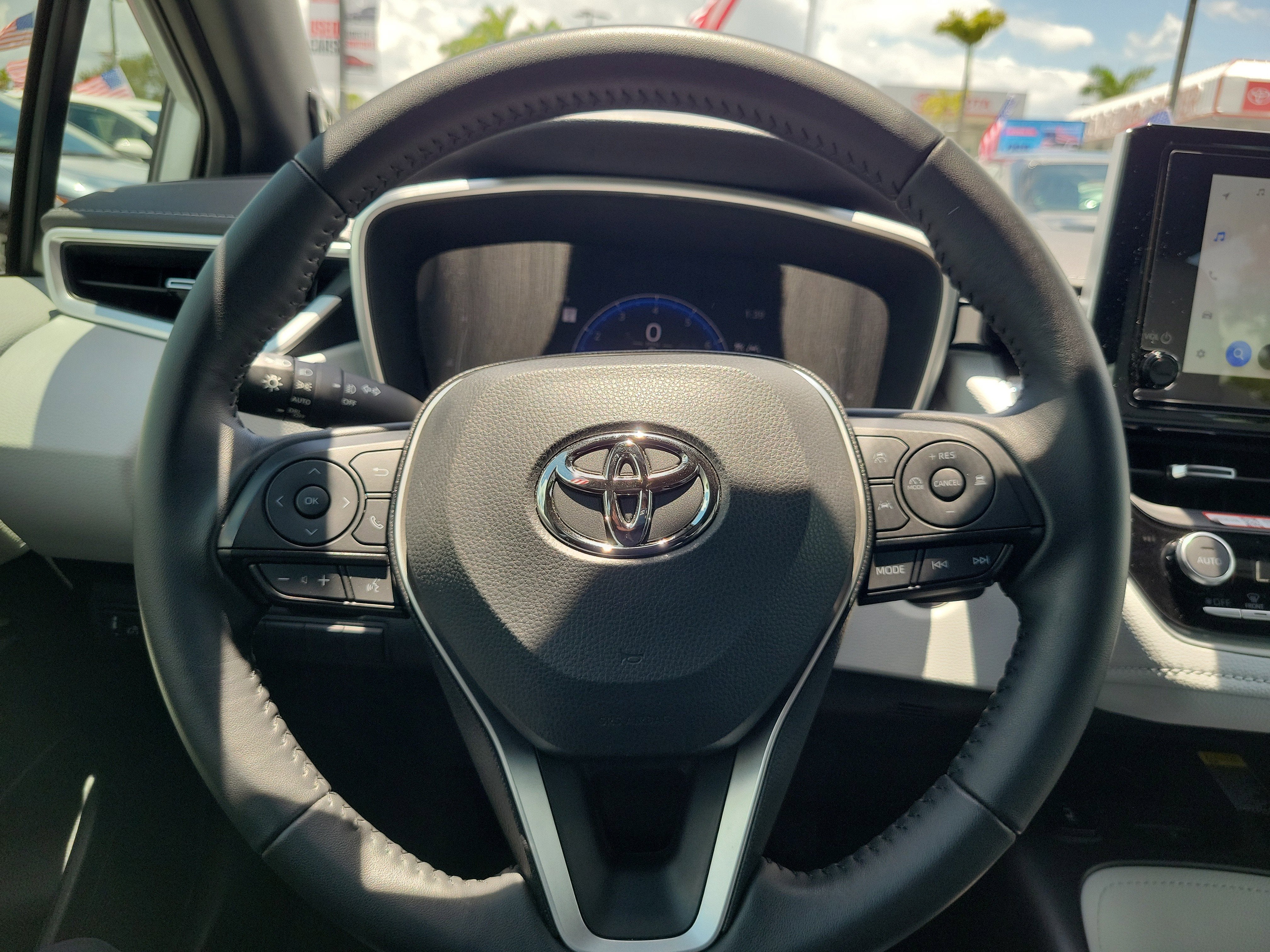 2025 Toyota Corolla Hatchback XSE
