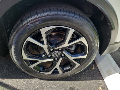 2019 Toyota C-HR XLE