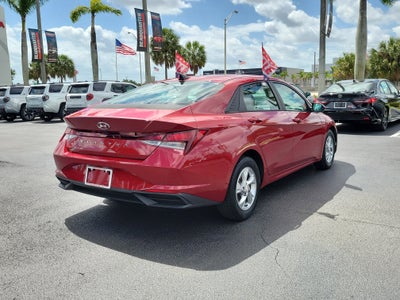 2021 Hyundai Elantra SE