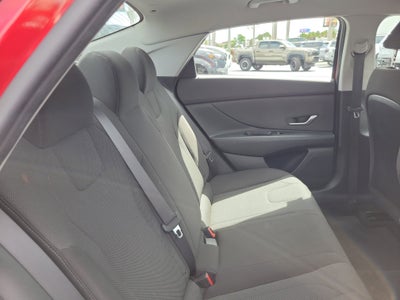 2021 Hyundai Elantra SE
