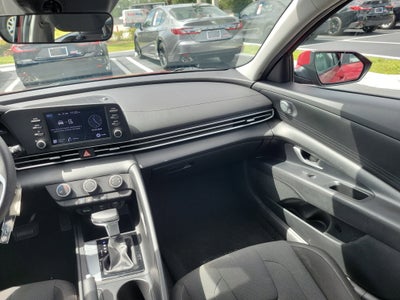 2021 Hyundai Elantra SE